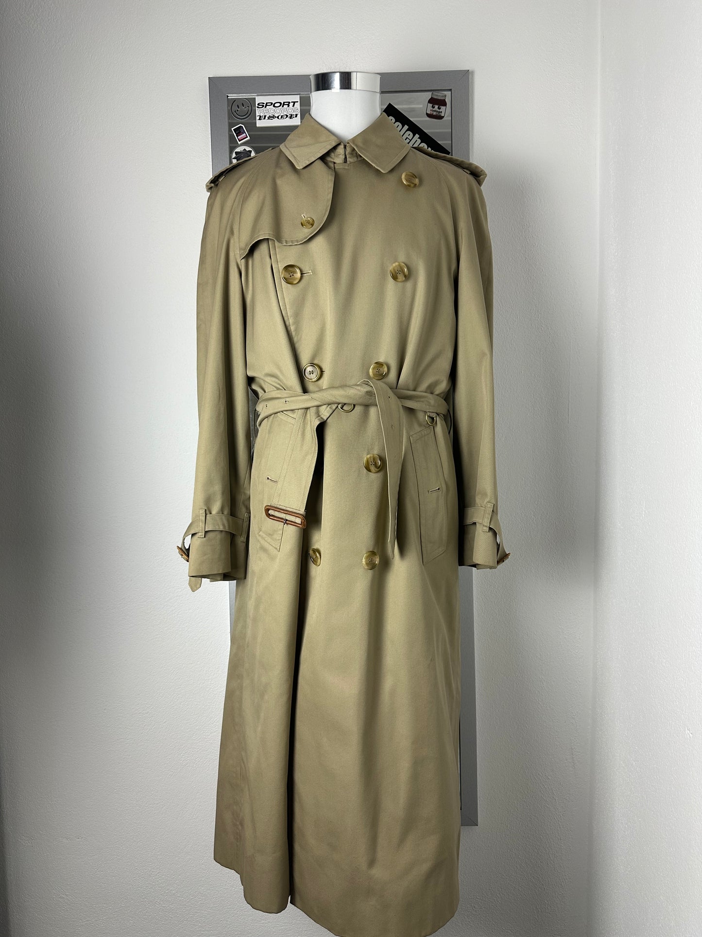 Burberrys Trenchcoat (50/L) including Inlet