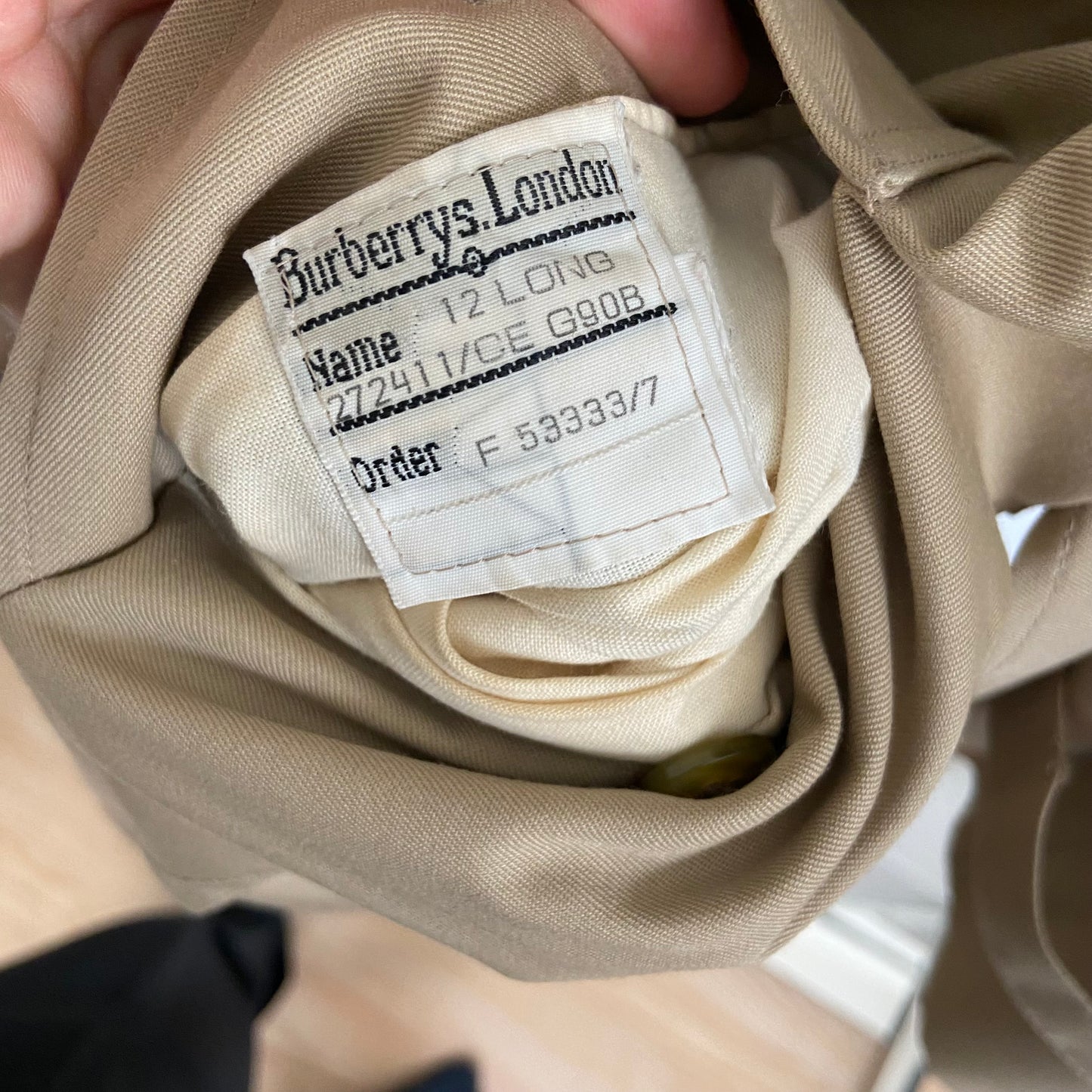 Burberrys Trenchcoat (12/M)