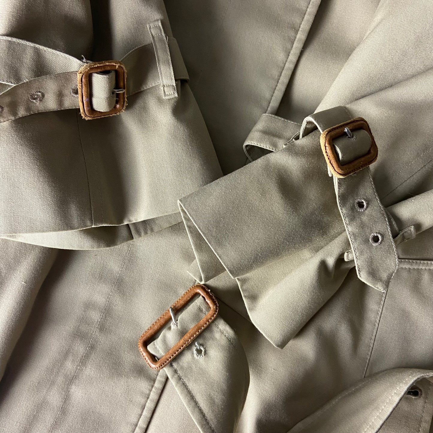 Burberrys Trenchcoat (12/M)