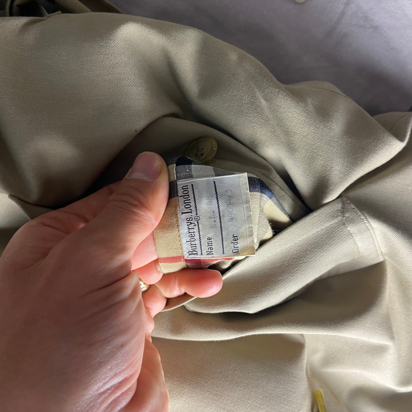 Burberry Trenchcoat Size 48/M including Inlet