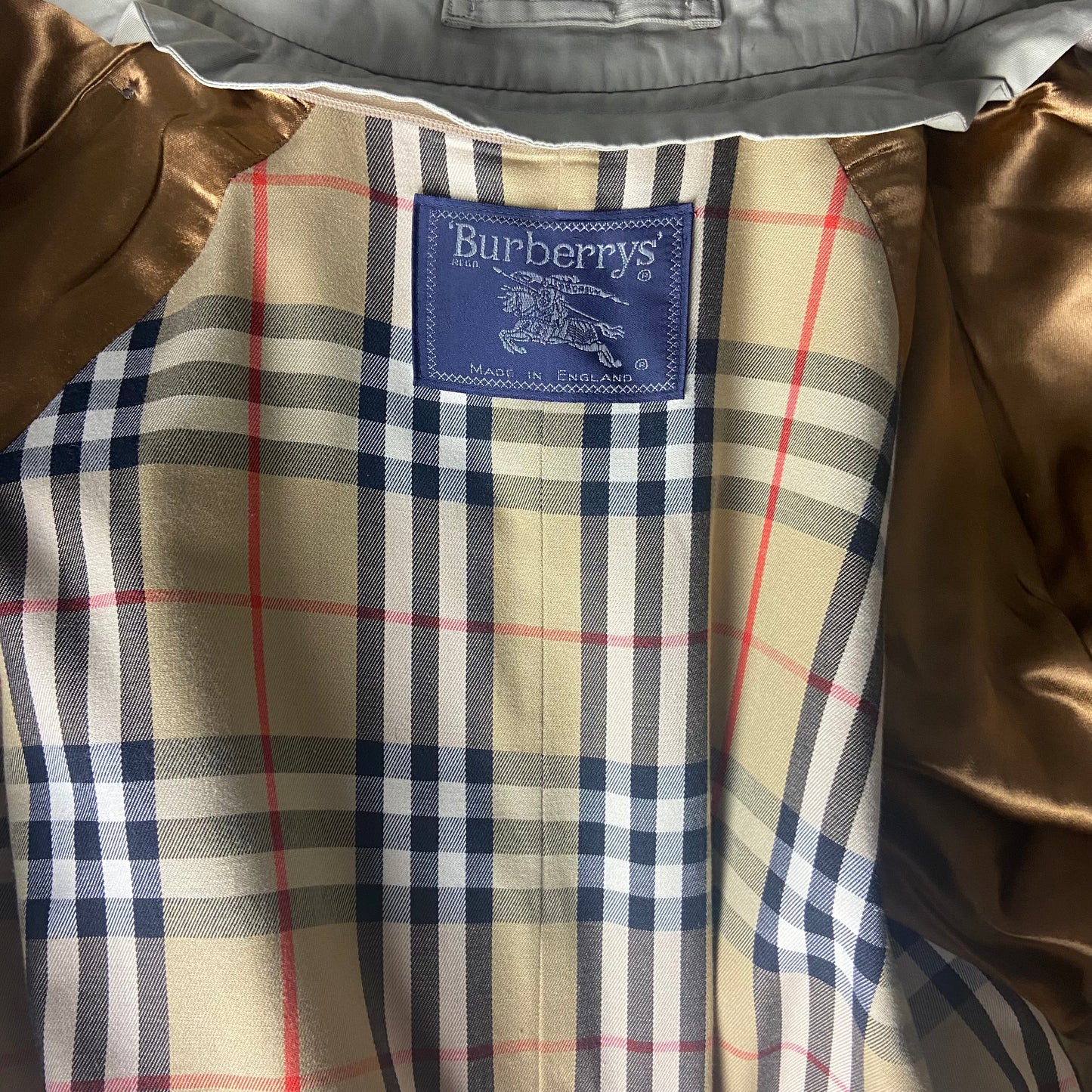 Burberry Trenchcoat Size 14/L