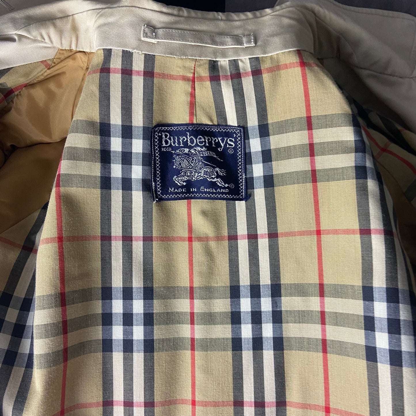 Burberry Trenchcoat Size 14/L