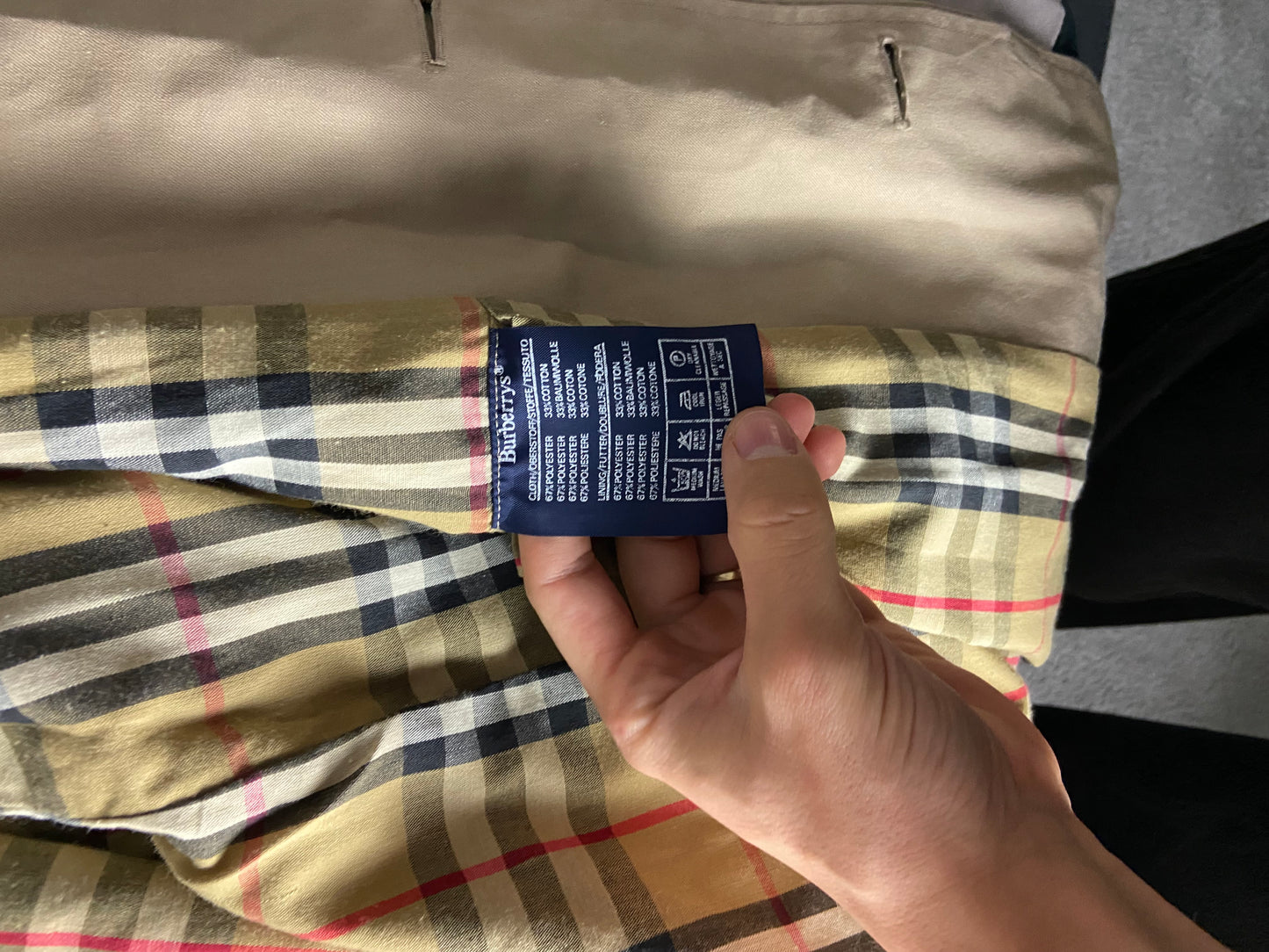 Burberry Trenchcoat Size 54/XL