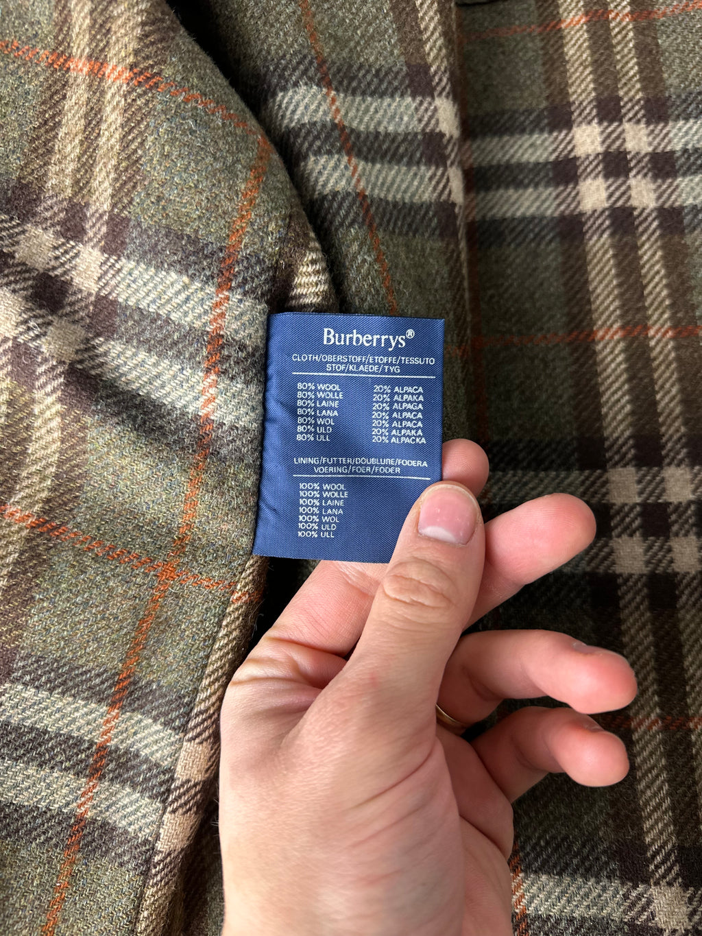 Burberrys Coat (50/L)