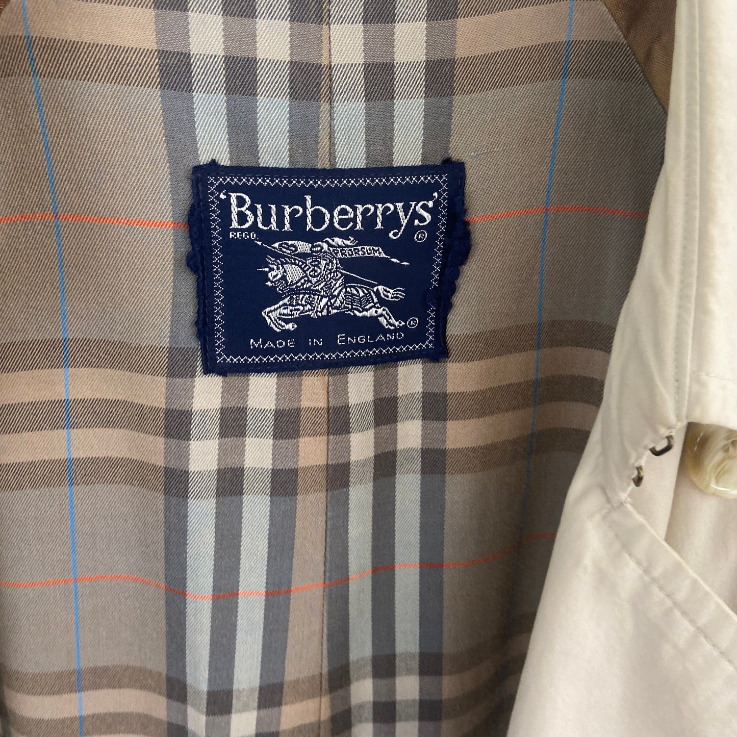 Burberrys Trenchcoat (52/L)