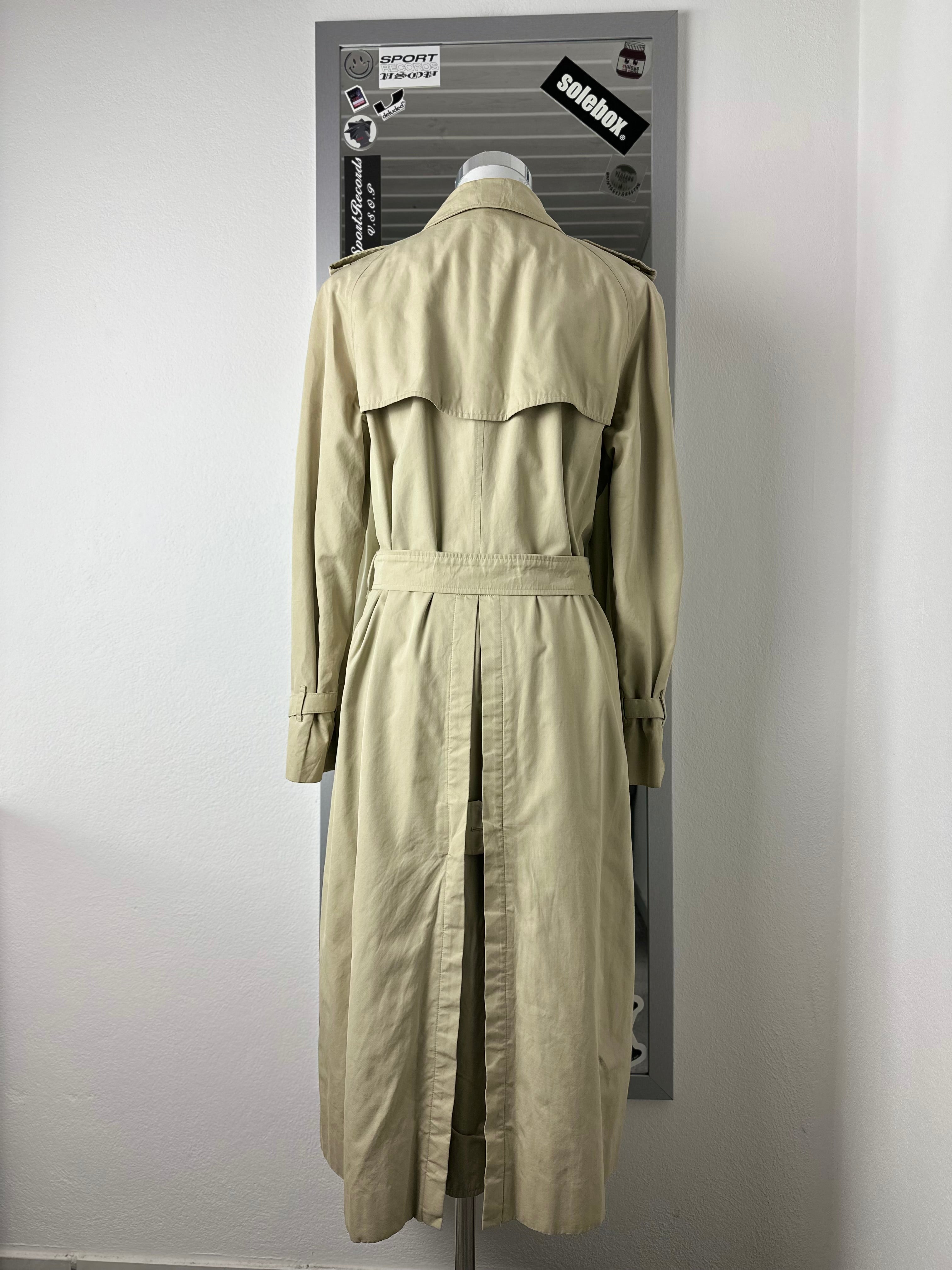 Burberrys Trenchcoat (12/M)