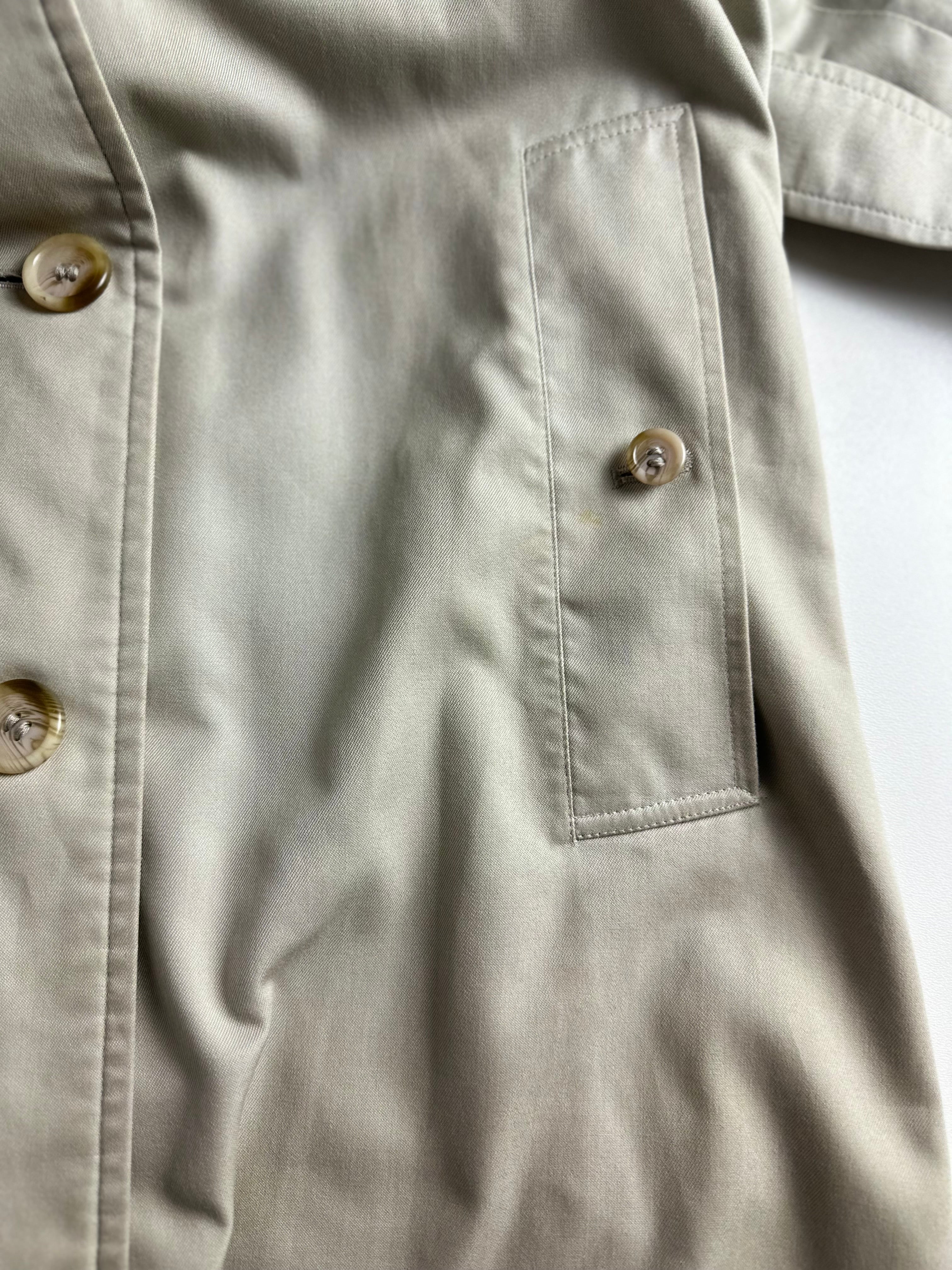 Burberrys Trenchcoat (12/M)