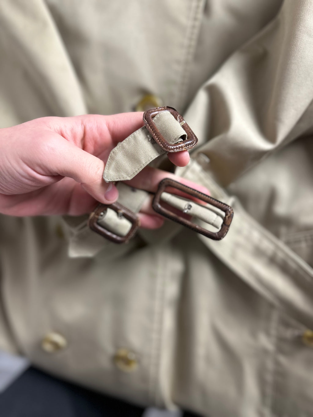 Burberrys Trenchcoat (14/L)