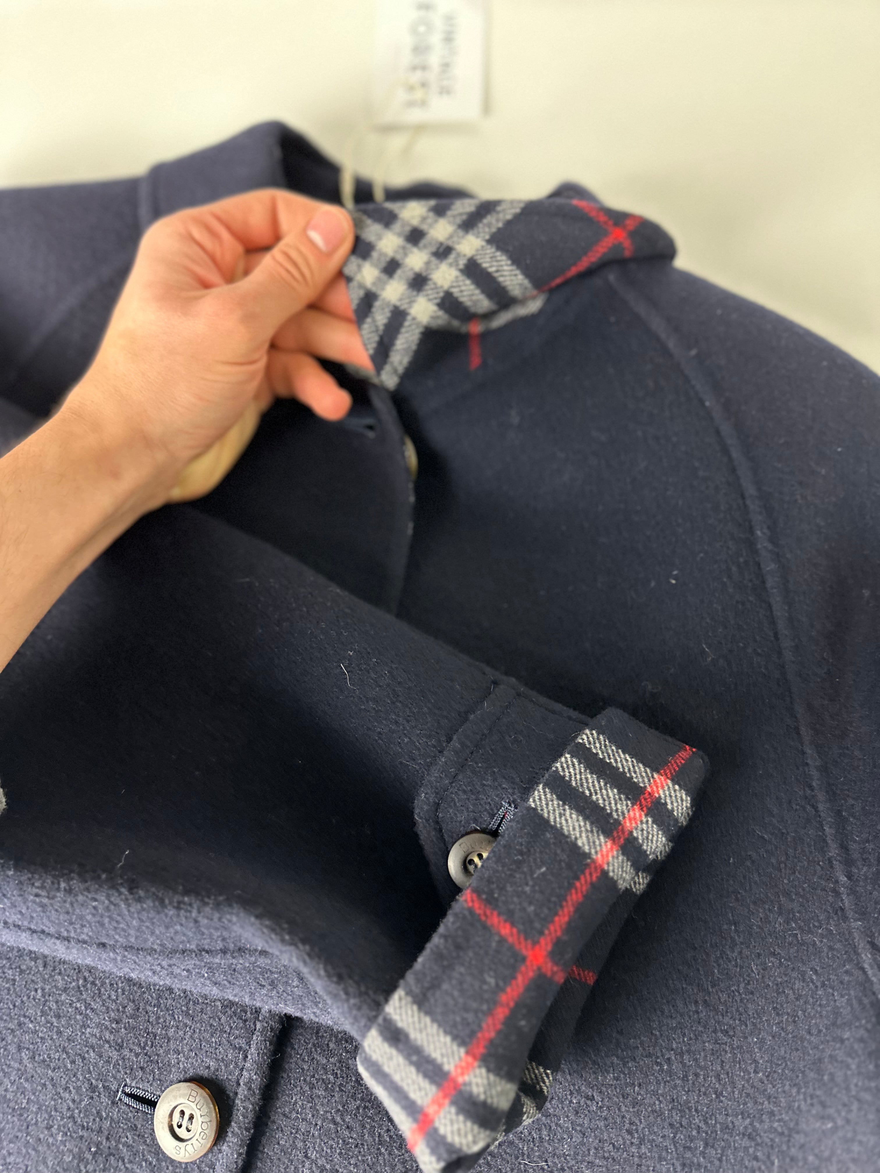 Burberrys Coat (12/M)