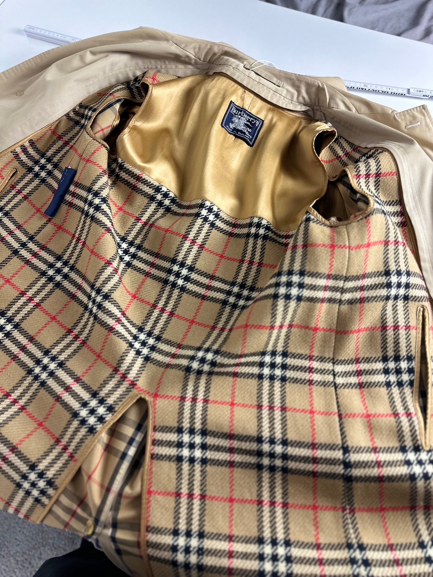 Vintage Burberry Car Coat Beige Size 48 M With Lining