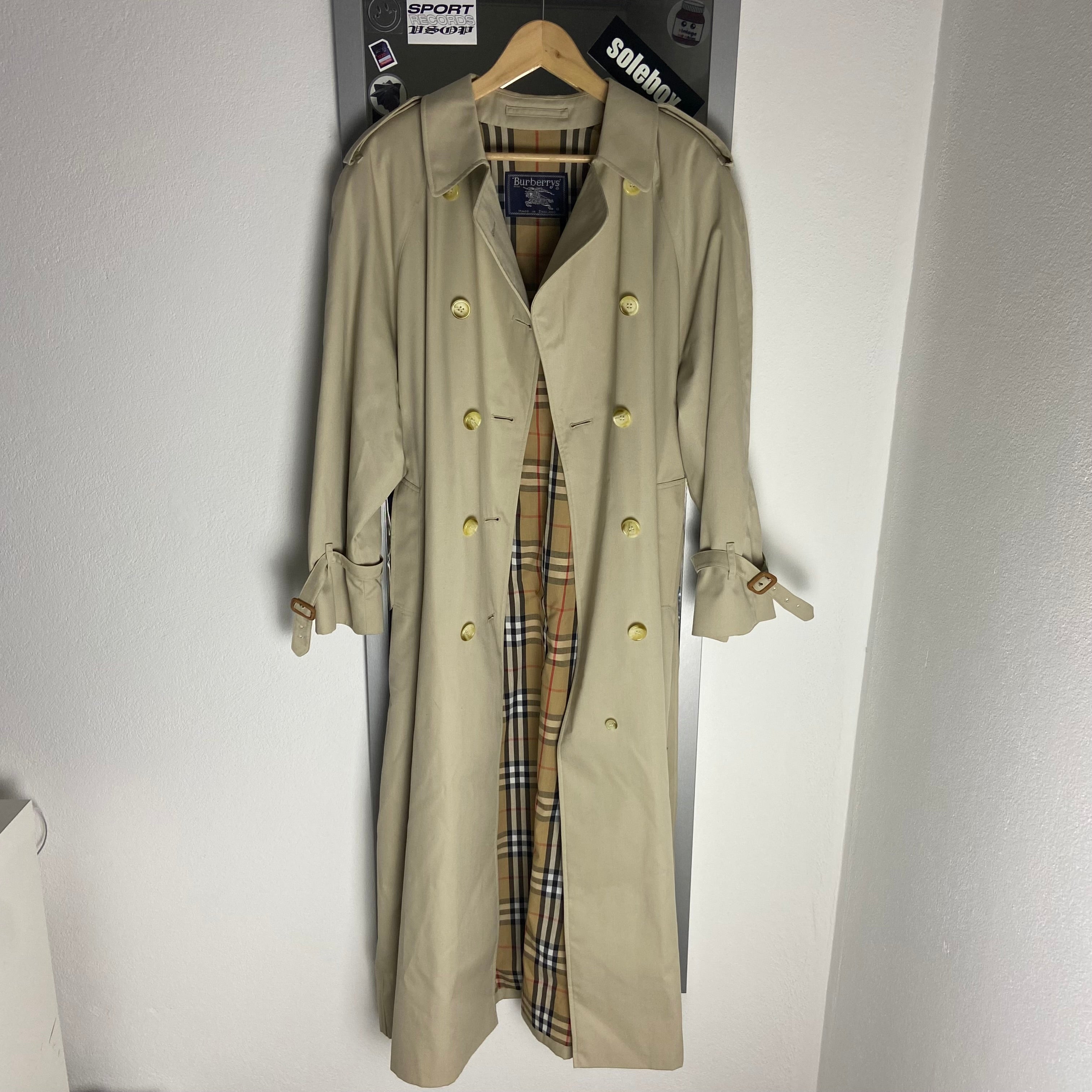 Burberrys Trenchcoat (16/XL)