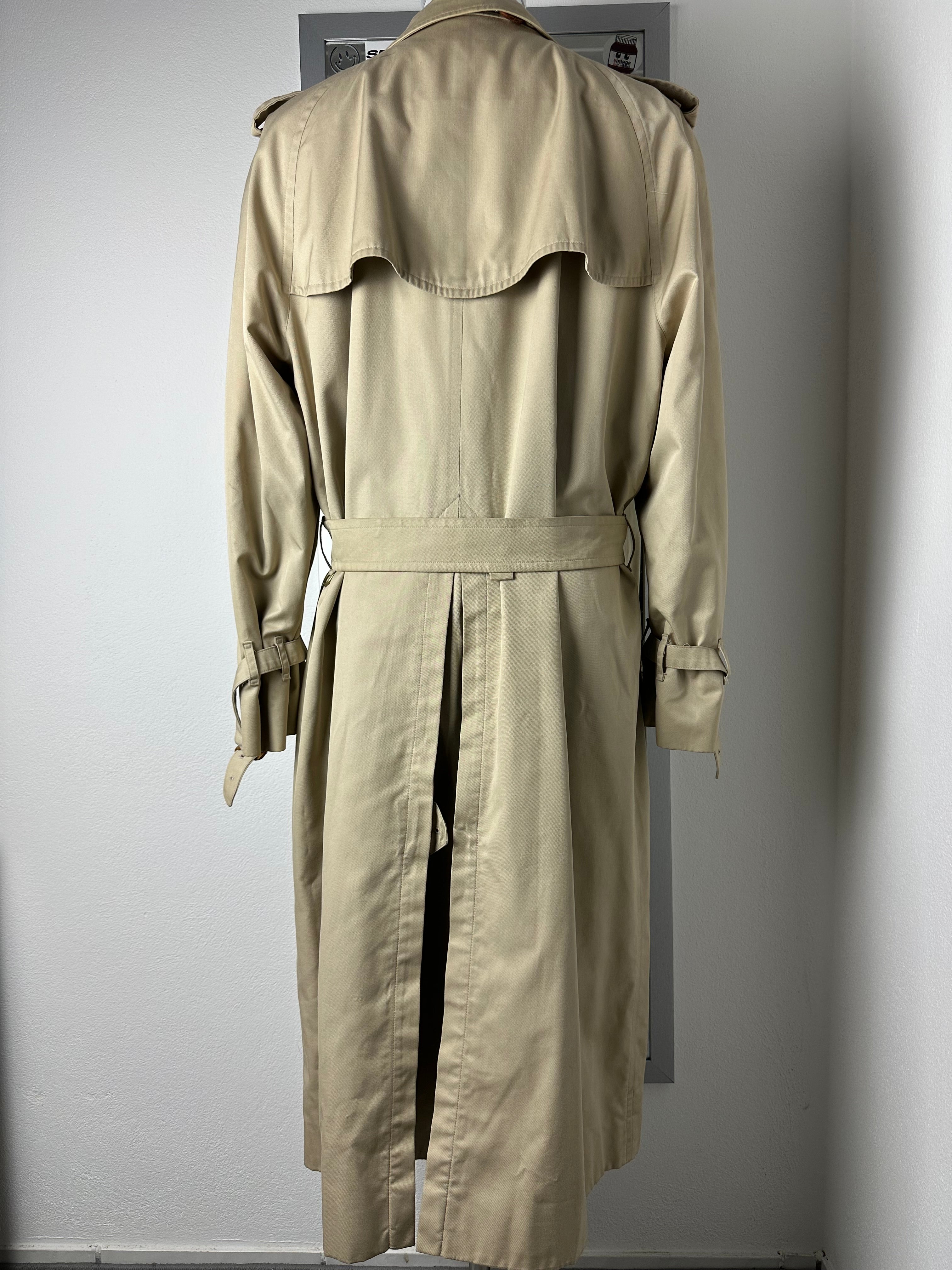 Burberrys Trenchcoat (52/L)