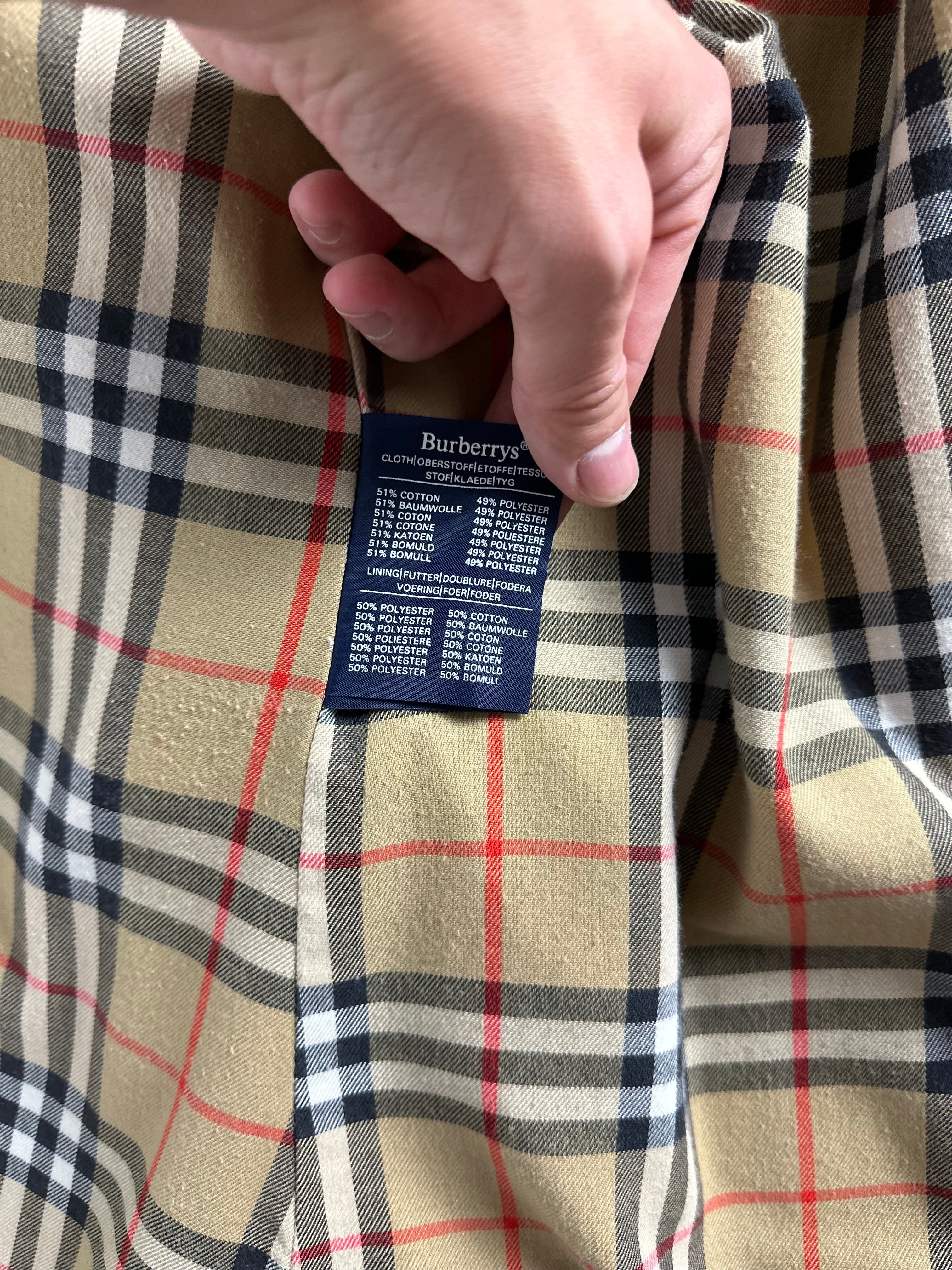 Burberrys Trenchcoat (14/L) including Inlet