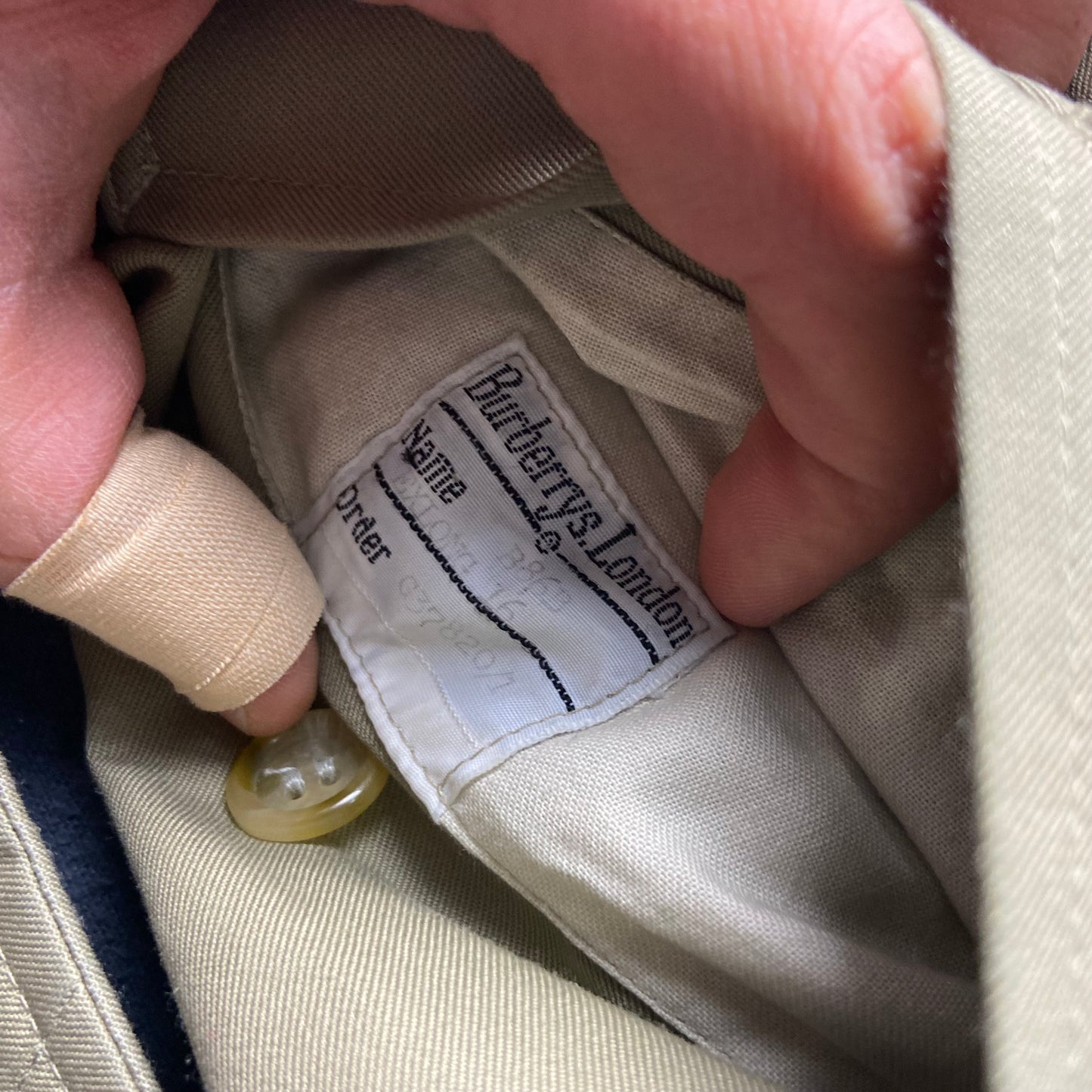 Burberry Trenchcoat Size 16/XL including Inlet