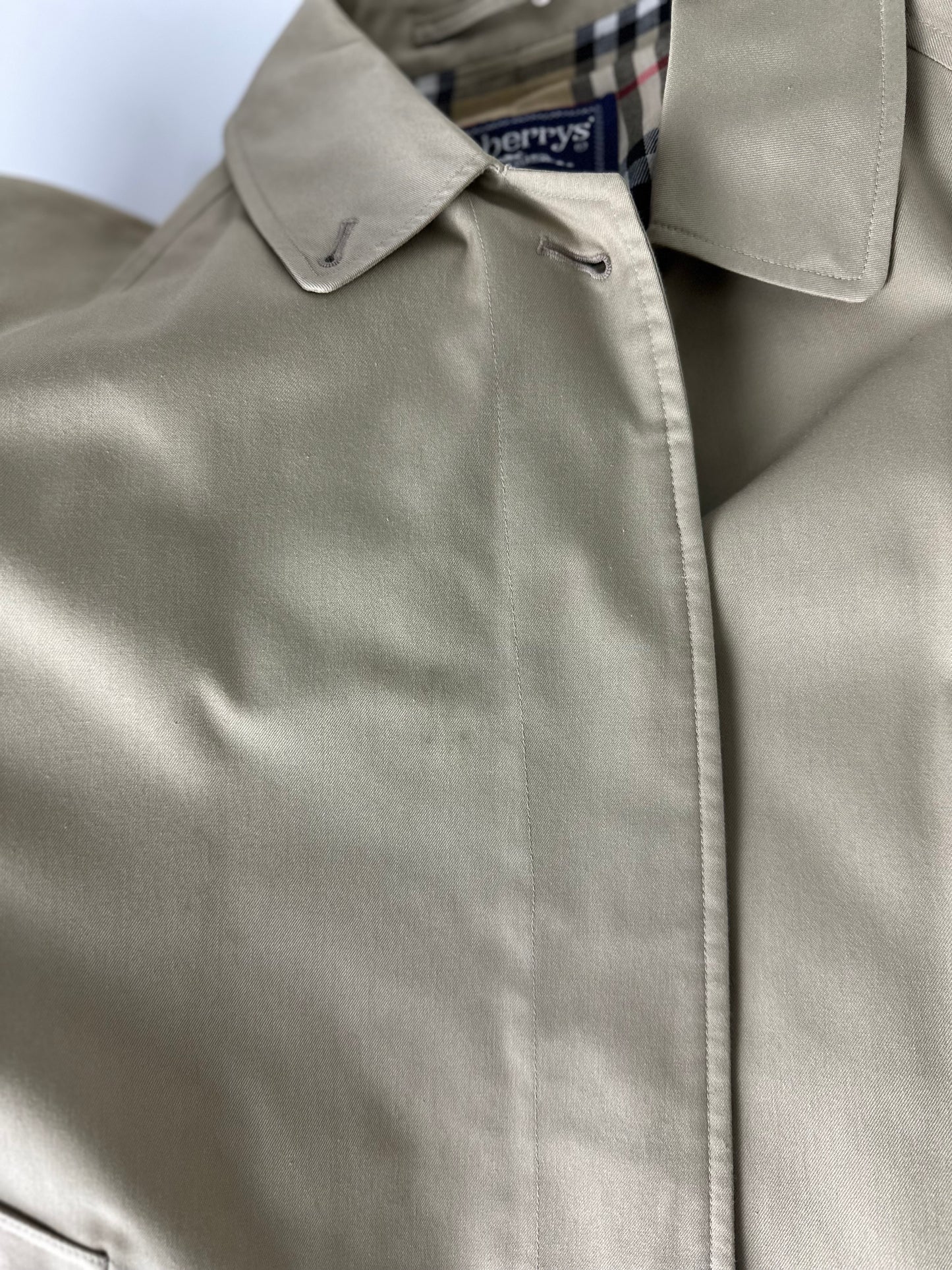 Burberrys Trenchcoat (12/M)