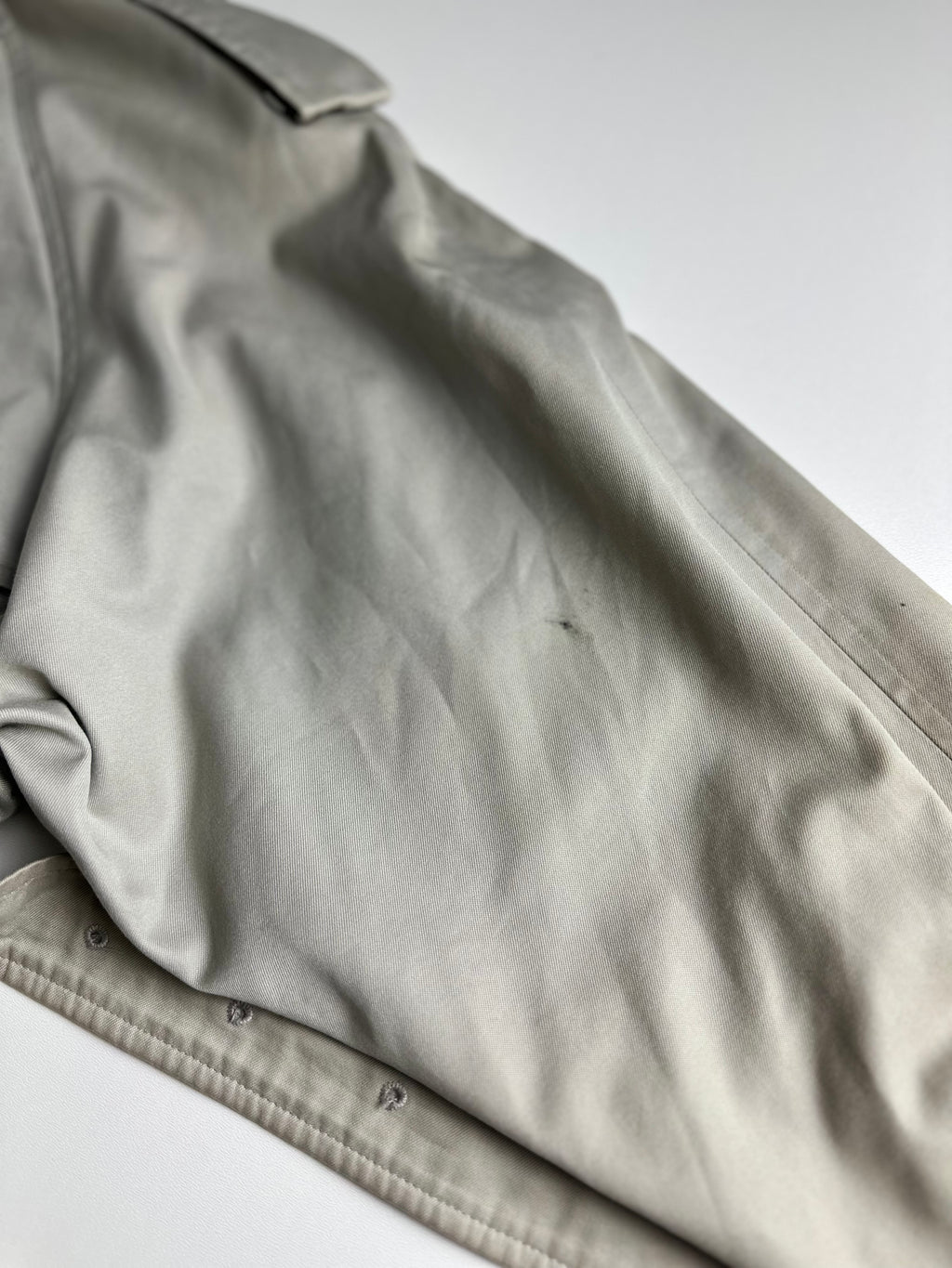 Burberrys Trenchcoat (12/M)