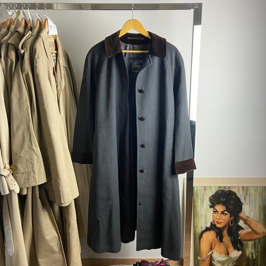 Burberry Trenchcoat Size 10/S