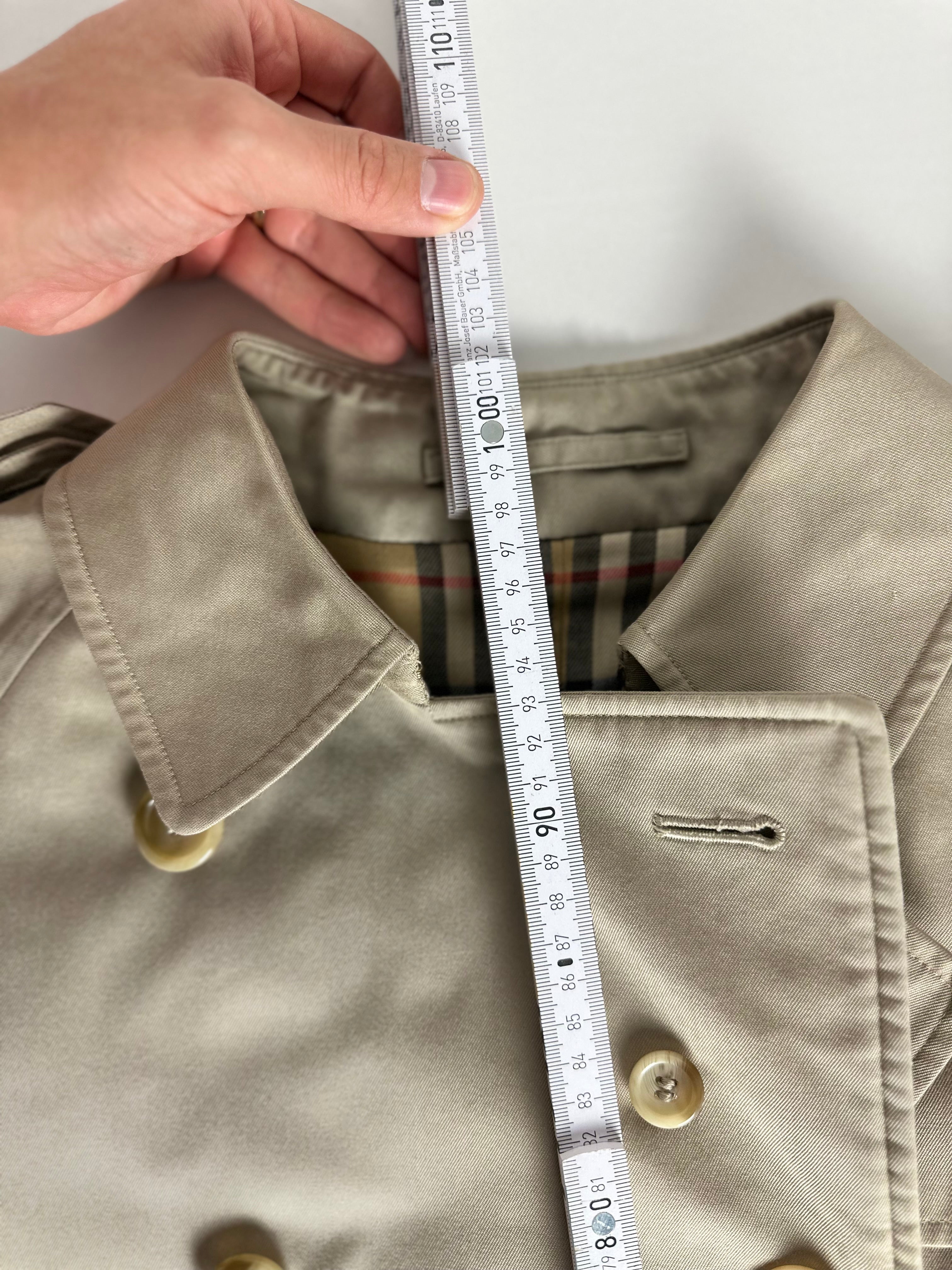 Burberrys Trenchcoat (14/L)