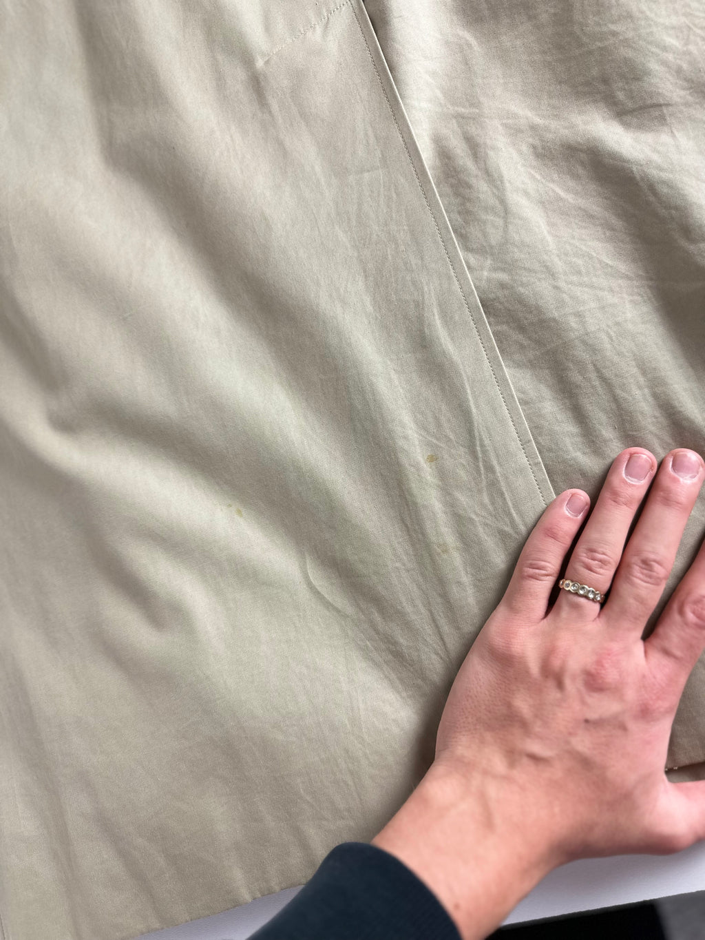 Burberrys Trenchcoat (50/L) including Inlet