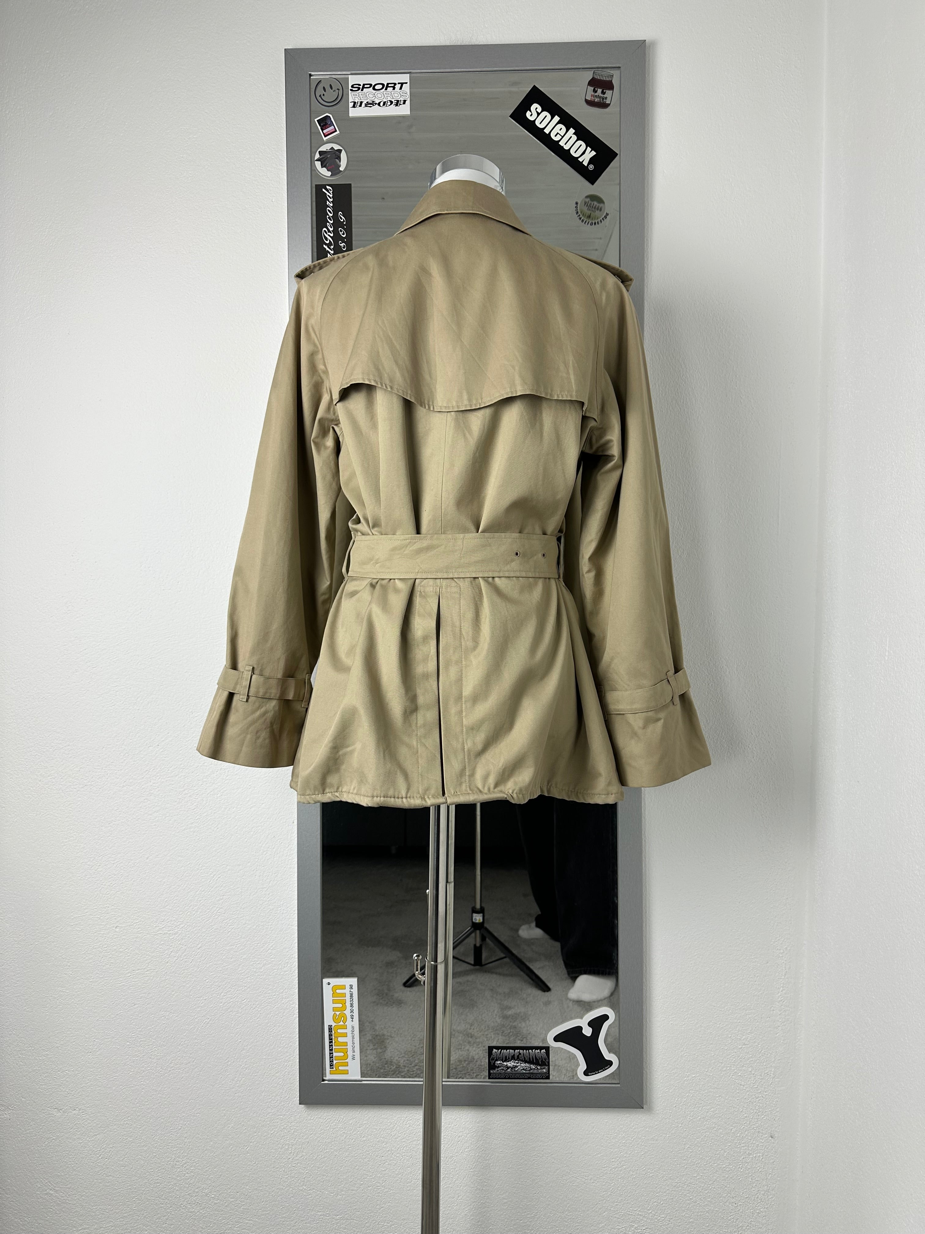 Burberrys Trenchcoat (12/M)