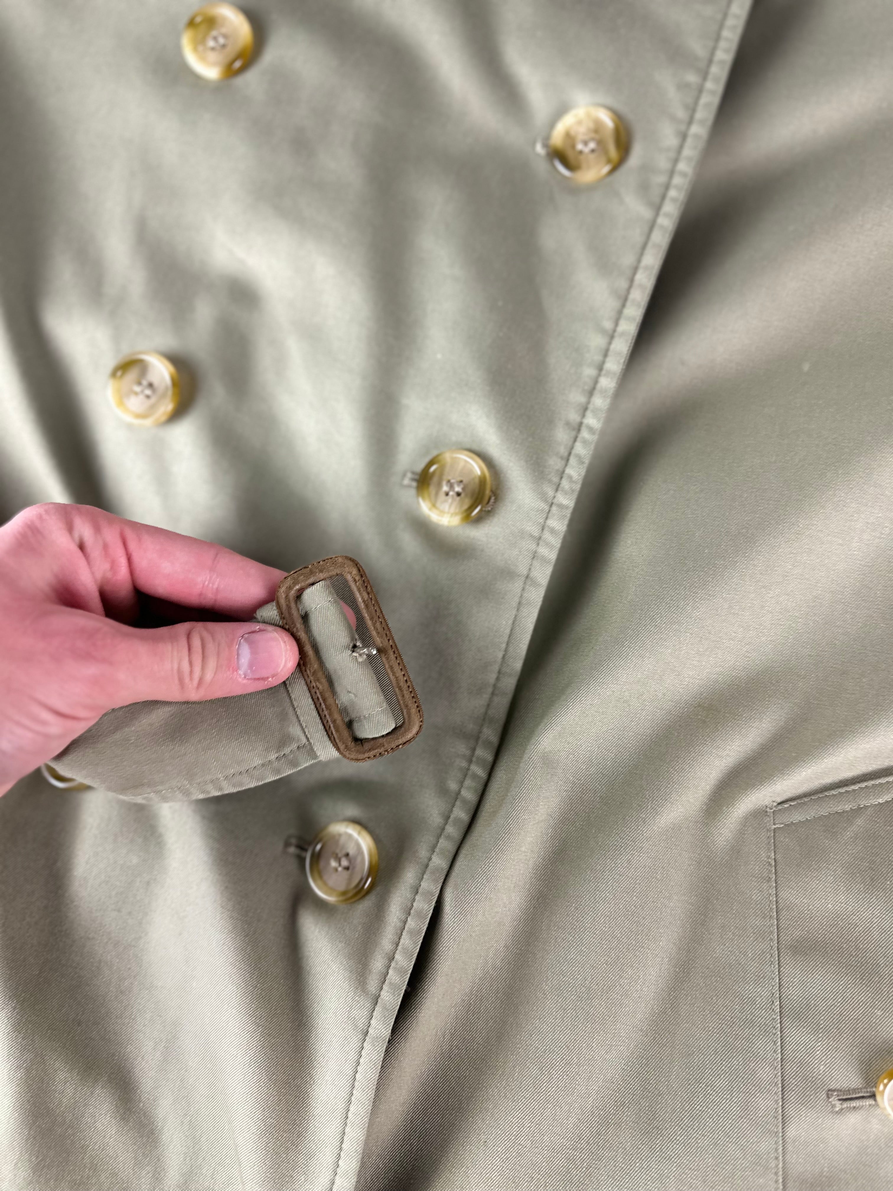 Burberrys Trenchcoat (16/XL) including Inlet