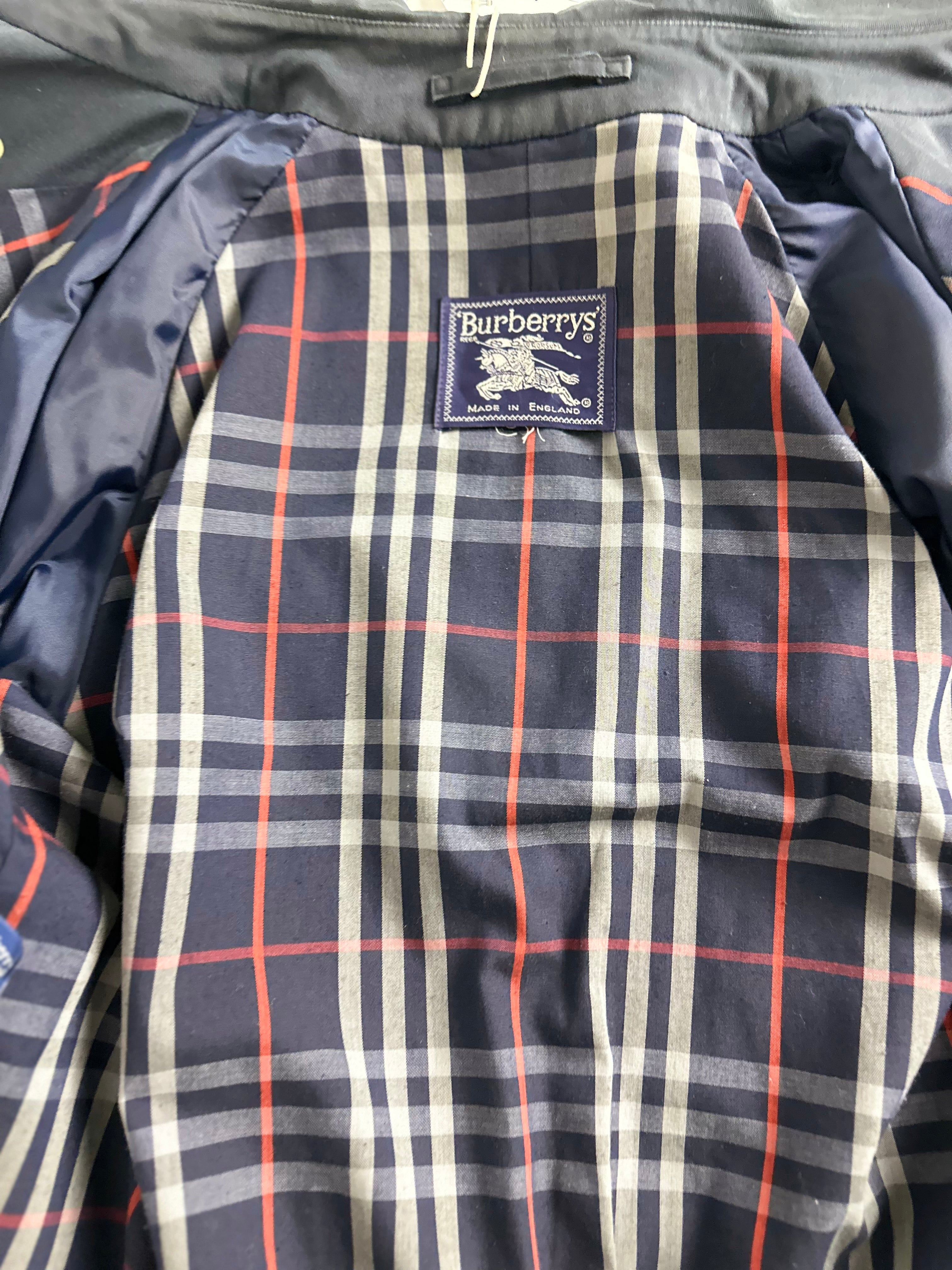 Burberrys Trenchcoat (18/XXL)