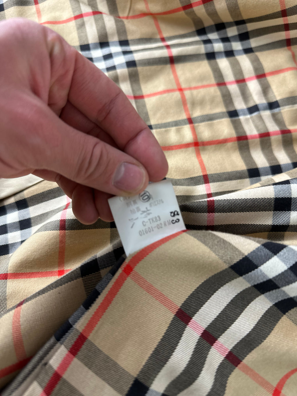 Burberrys Trenchcoat (10/S)