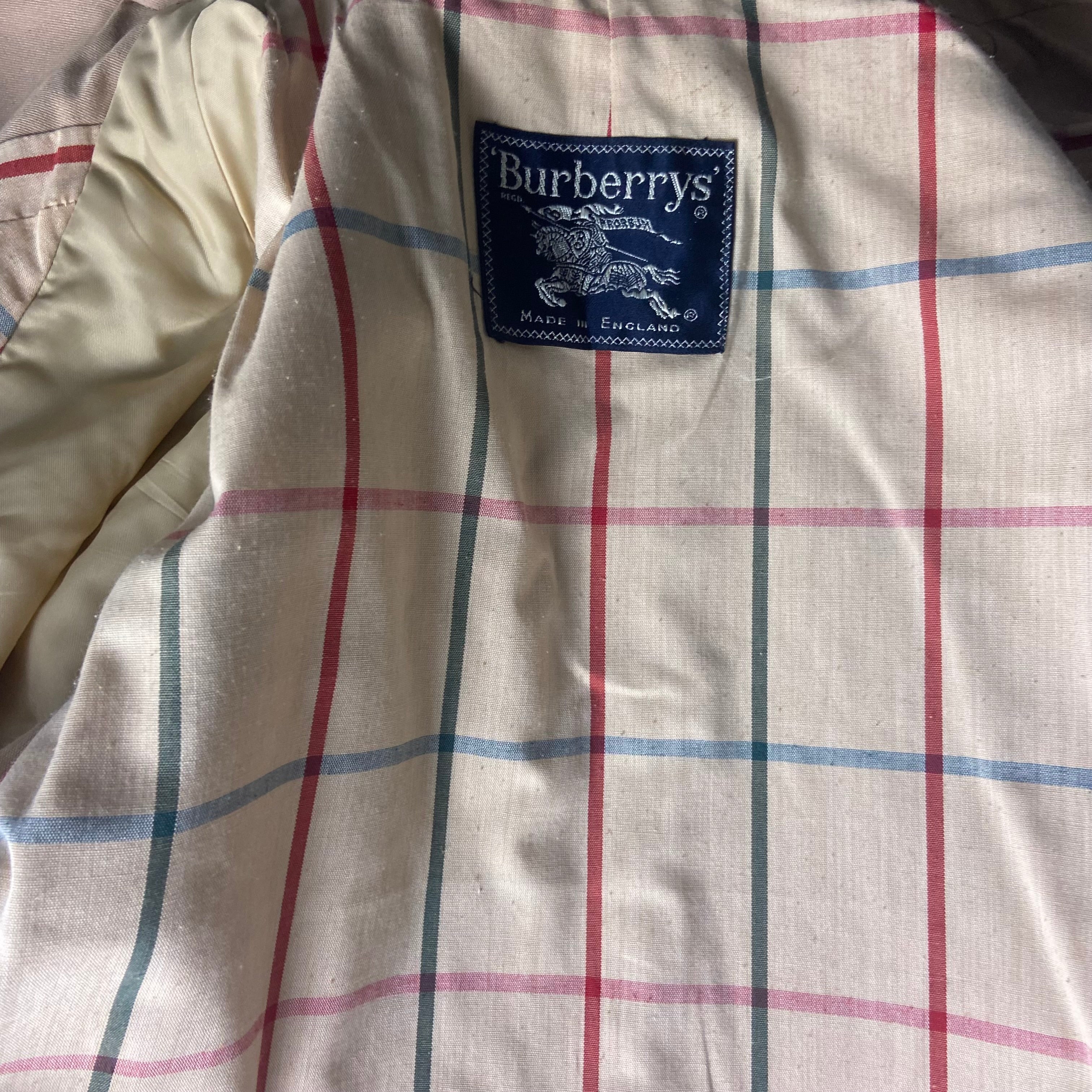 Burberrys Carcoat (10/S)