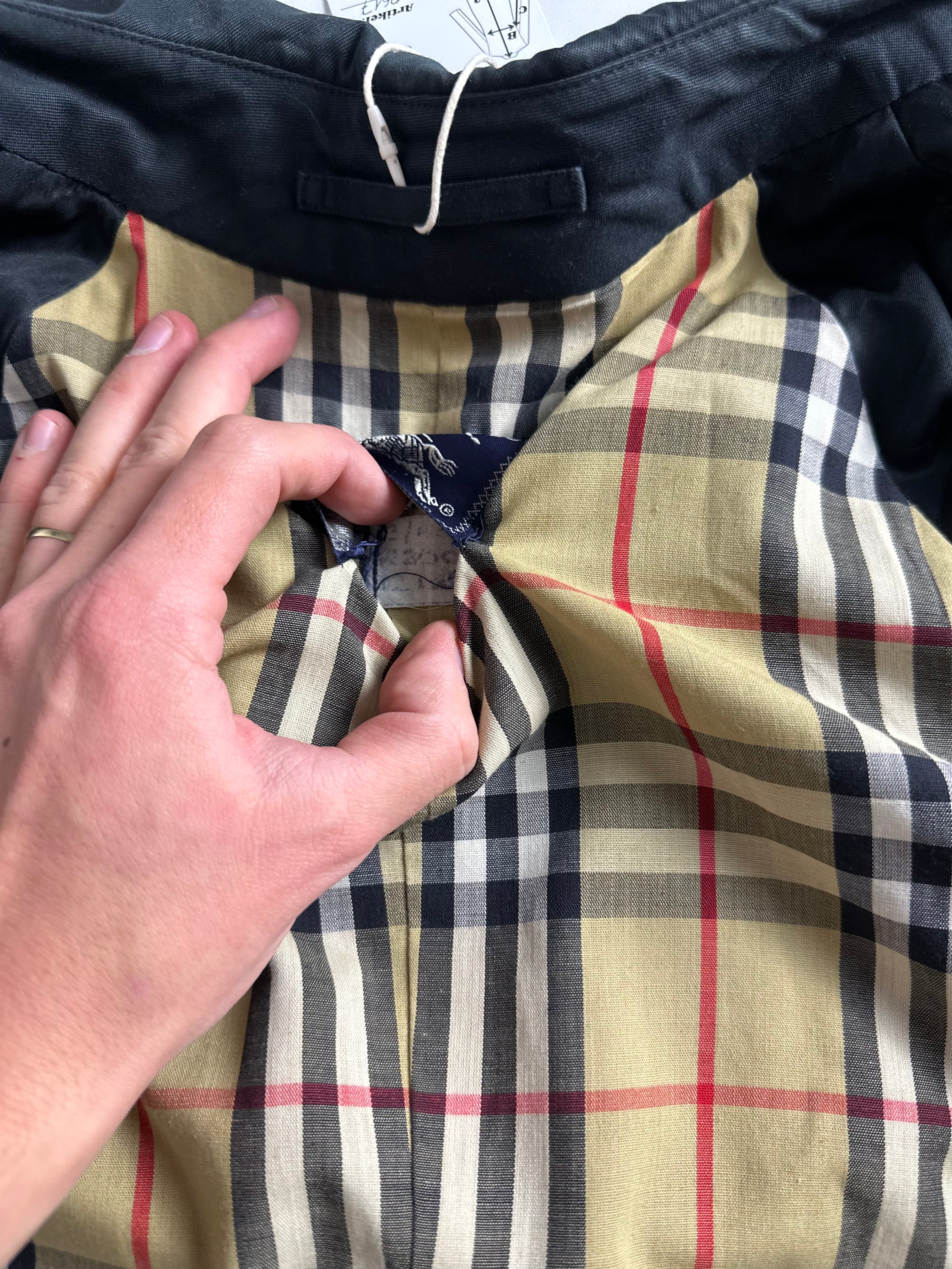 Burberrys Trenchcoat (8/XS)