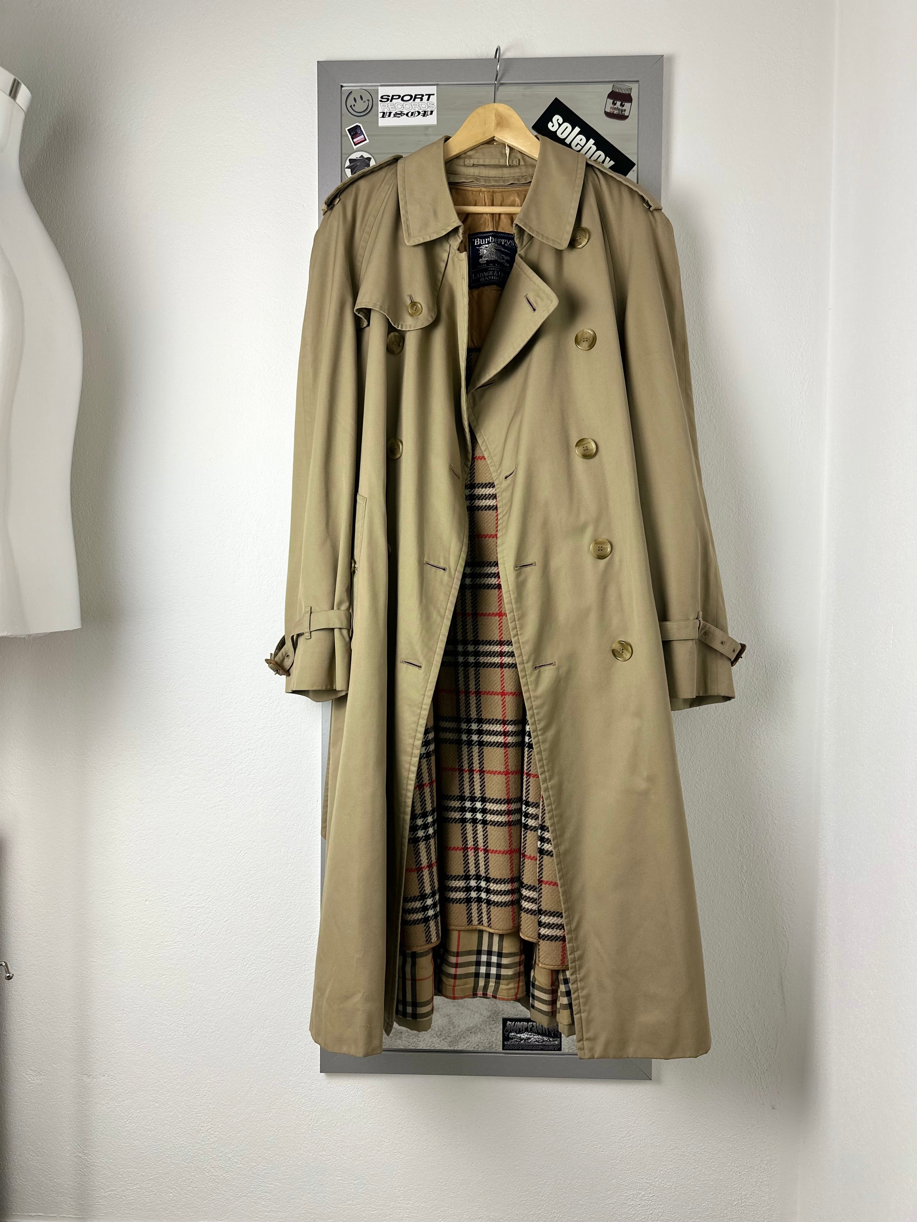 Burberrys Trenchcoat (58/XXL) including Inlet