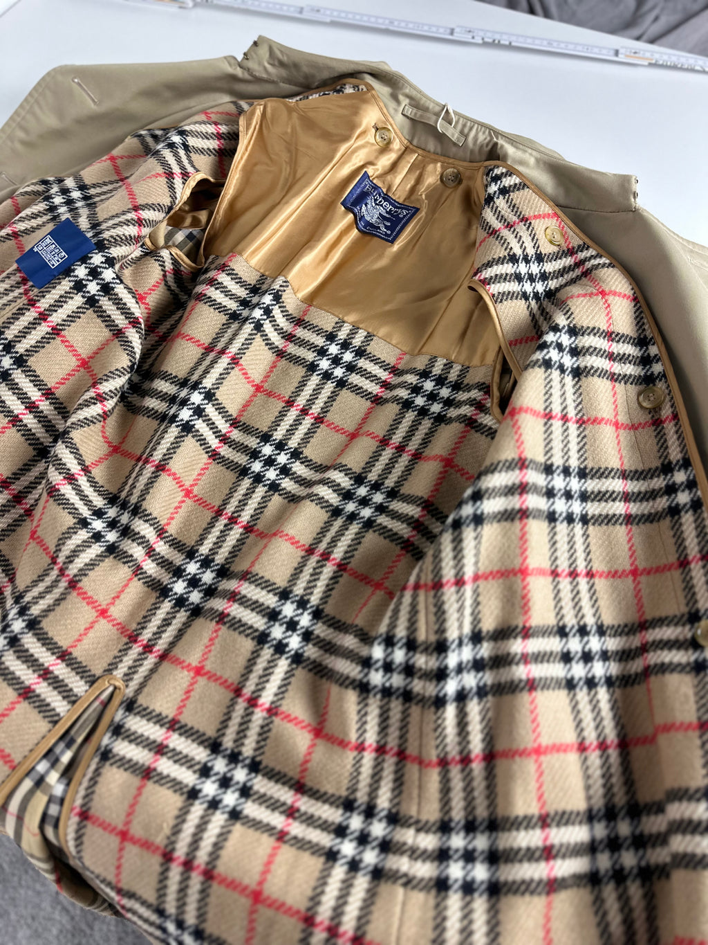 Burberrys Trenchcoat (44/XS) including Inlet