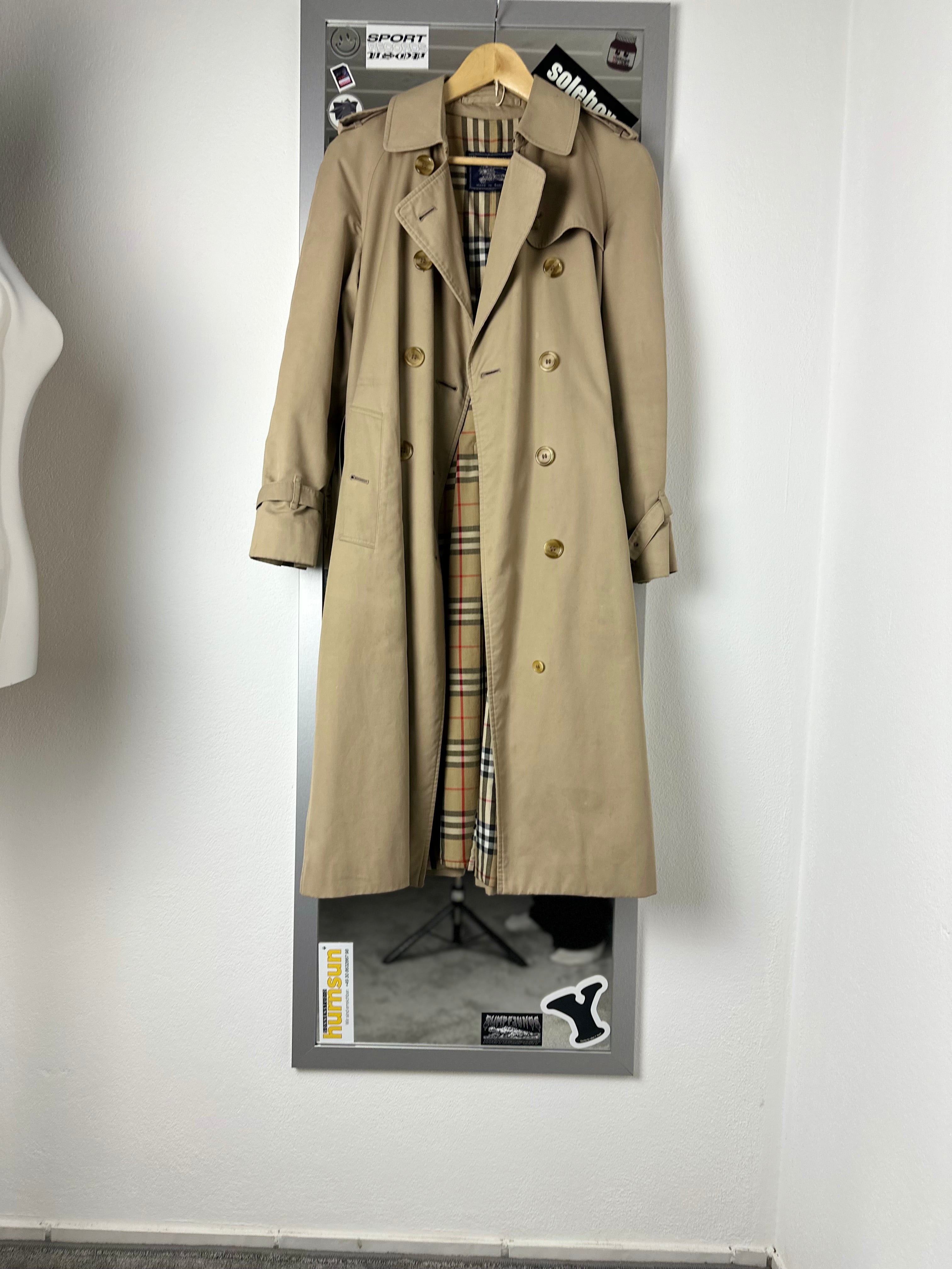 Burberrys Trenchcoat (8/XS)
