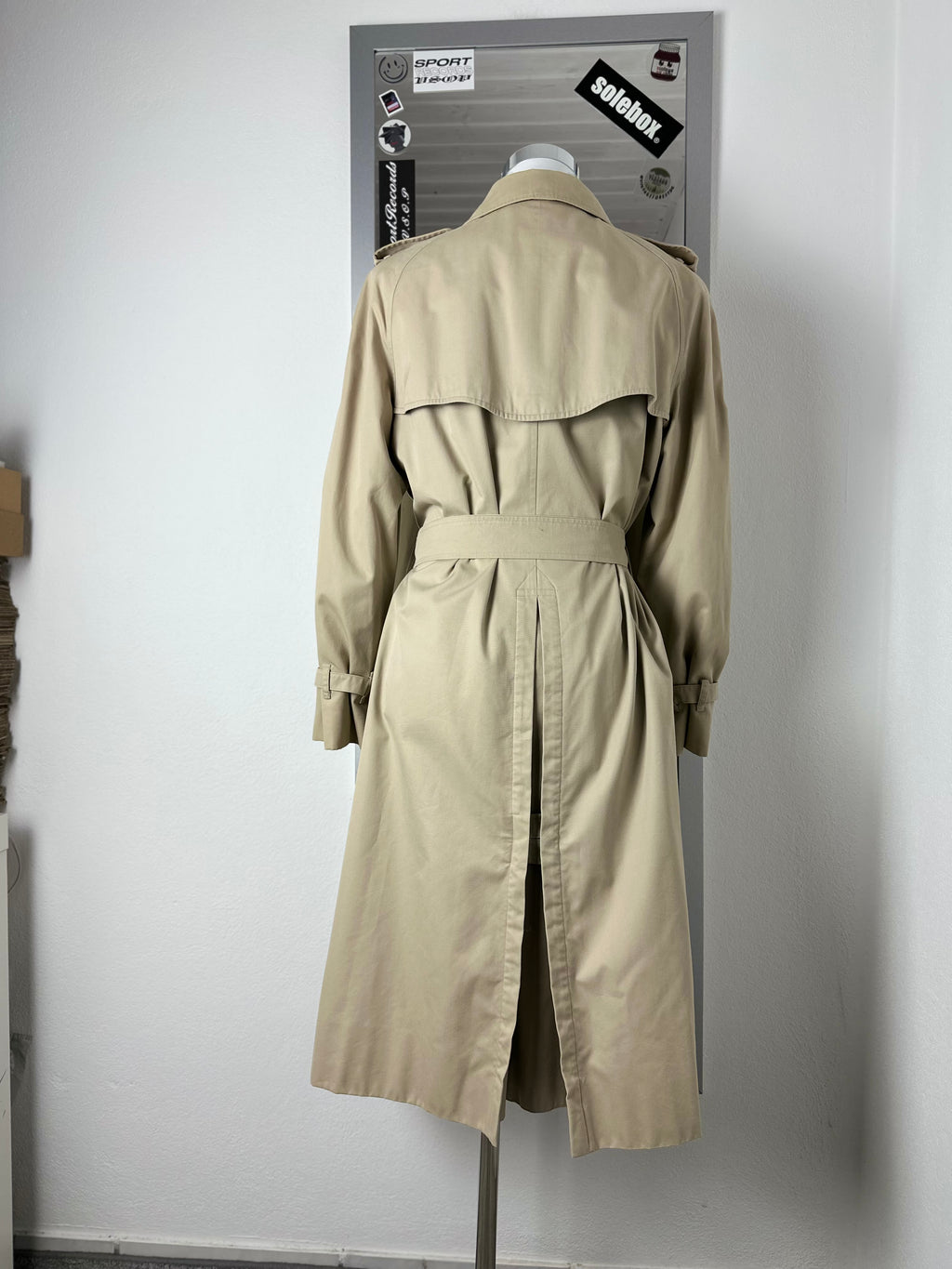 Burberrys Trenchcoat (12/M)