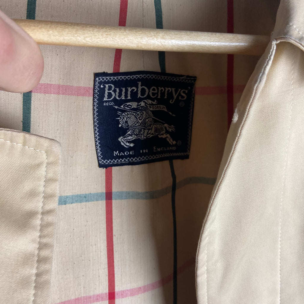 Burberry Trenchcoat Size 52/L
