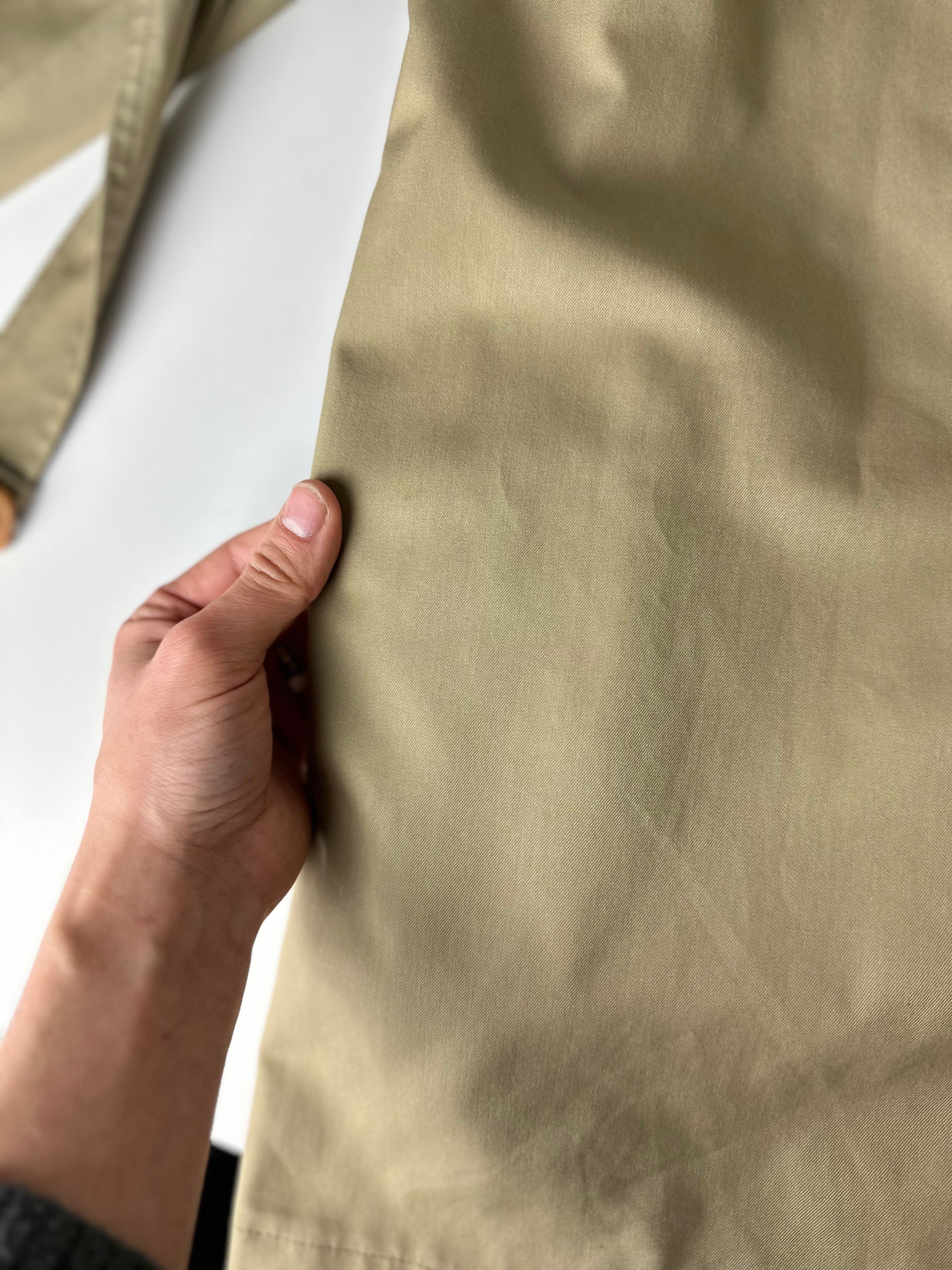 Burberrys Trenchcoat (50/L) including Inlet