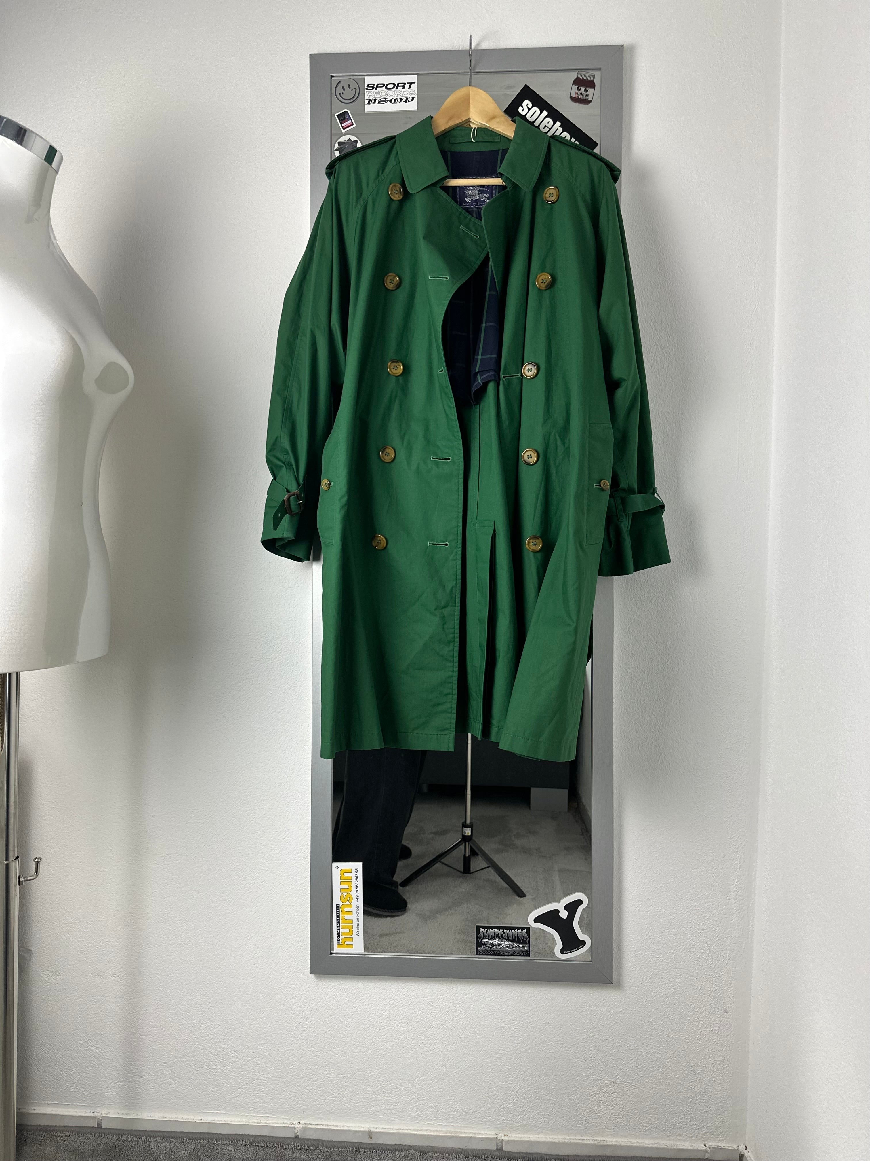 Burberrys Trenchcoat (12/M)