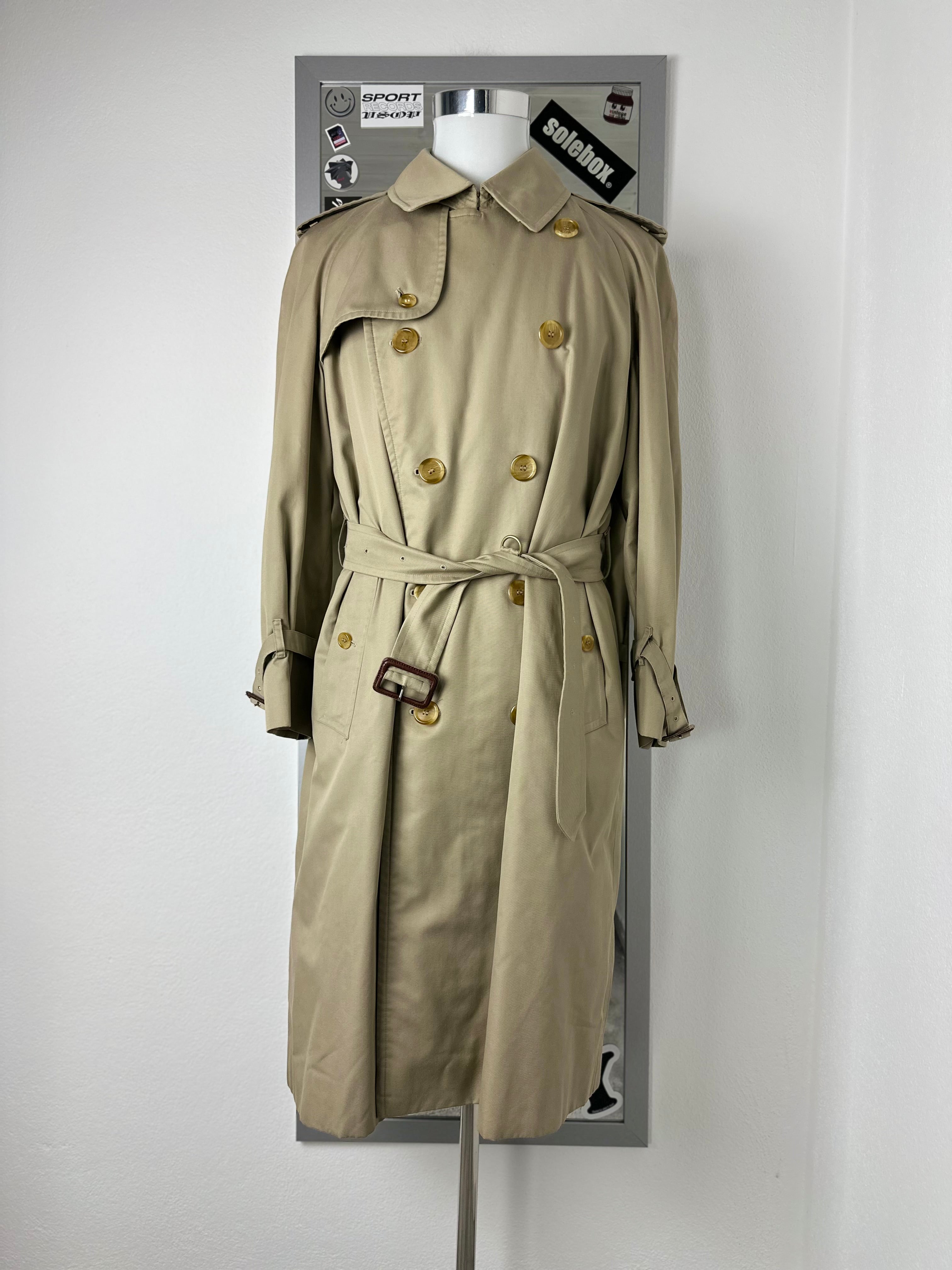 Burberrys Trenchcoat (48/M) including Inlet