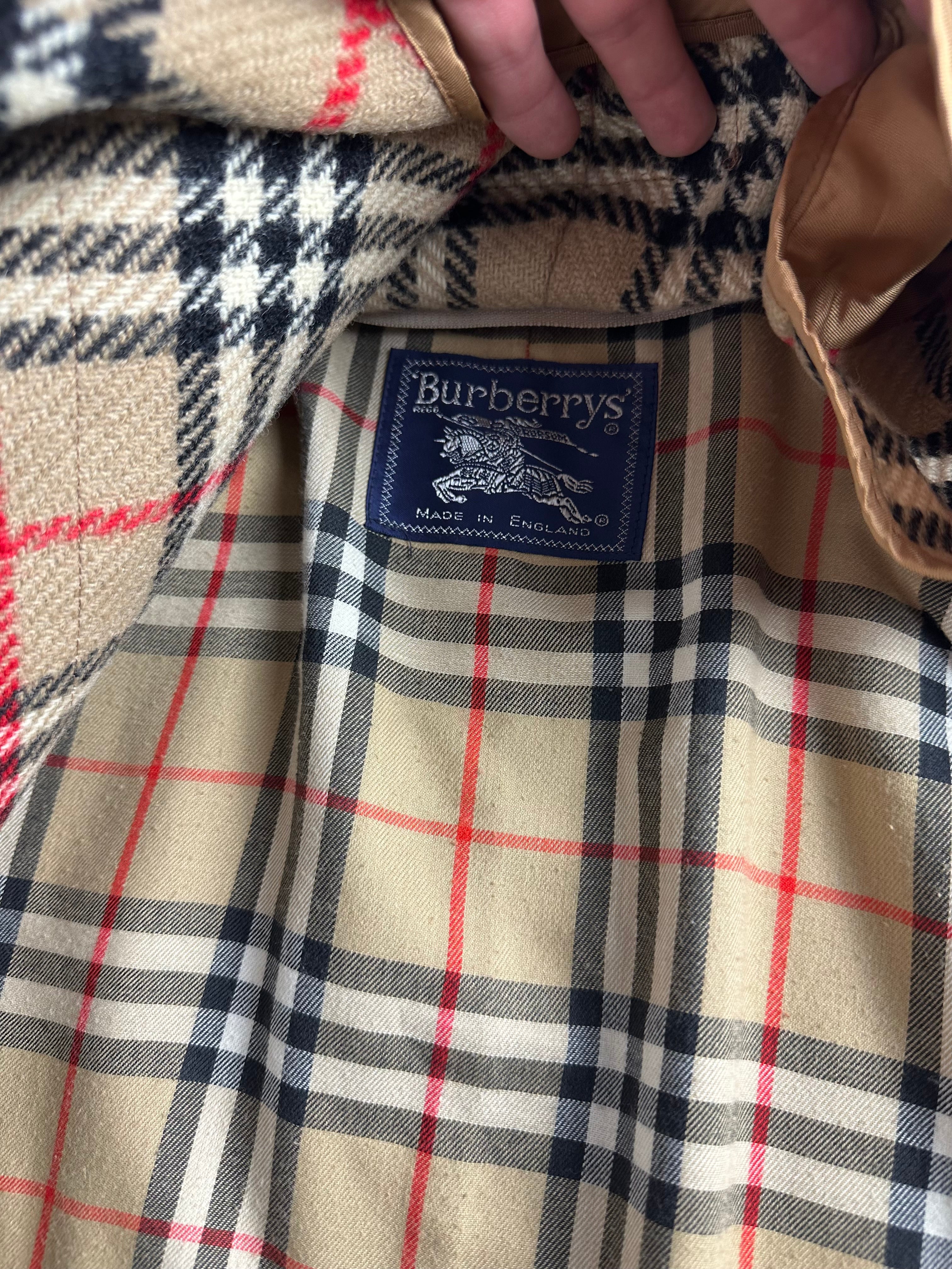 Burberrys Carcoat (46/S) including Inlet