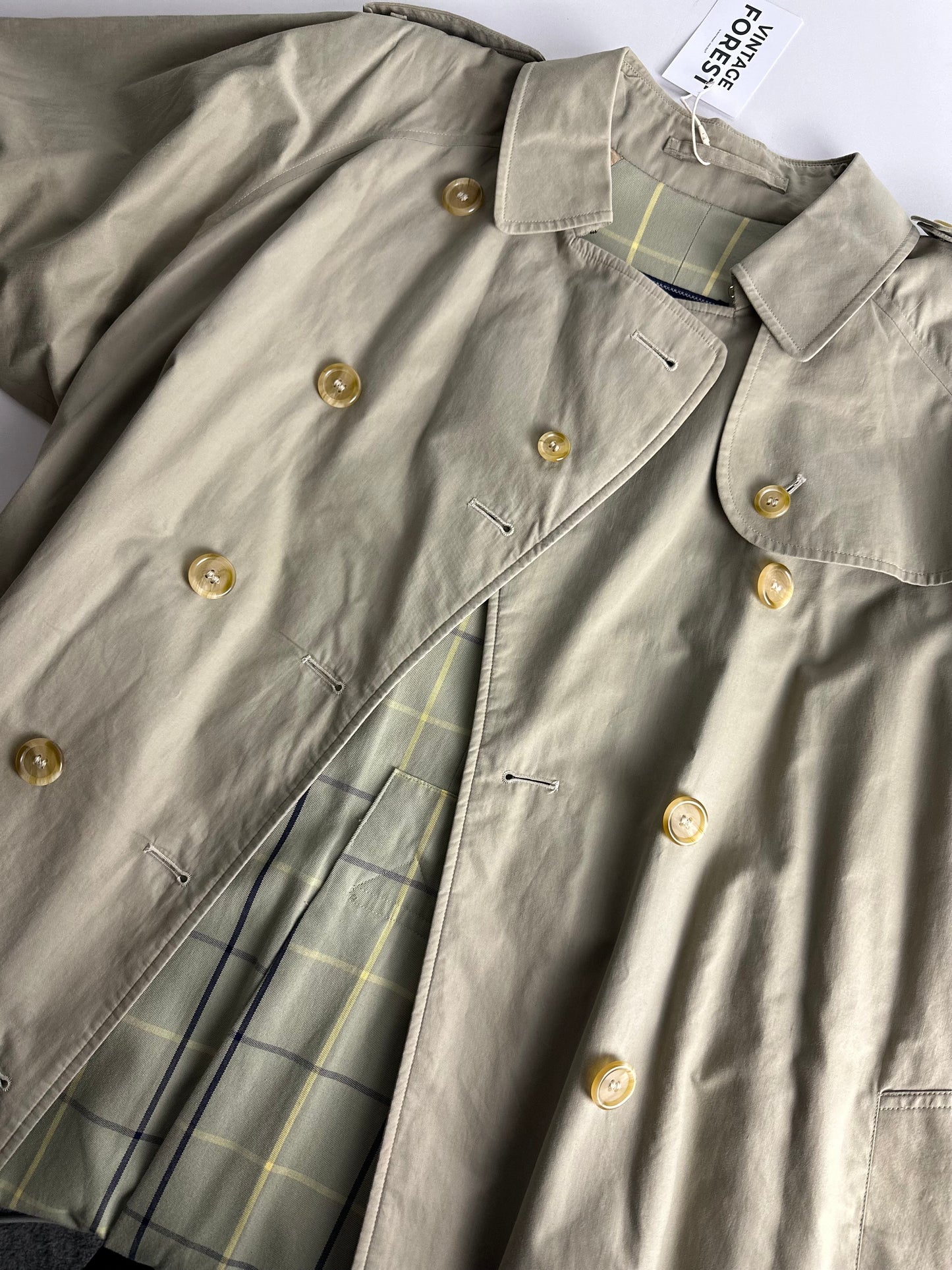 Burberrys Trenchcoat (14/L)
