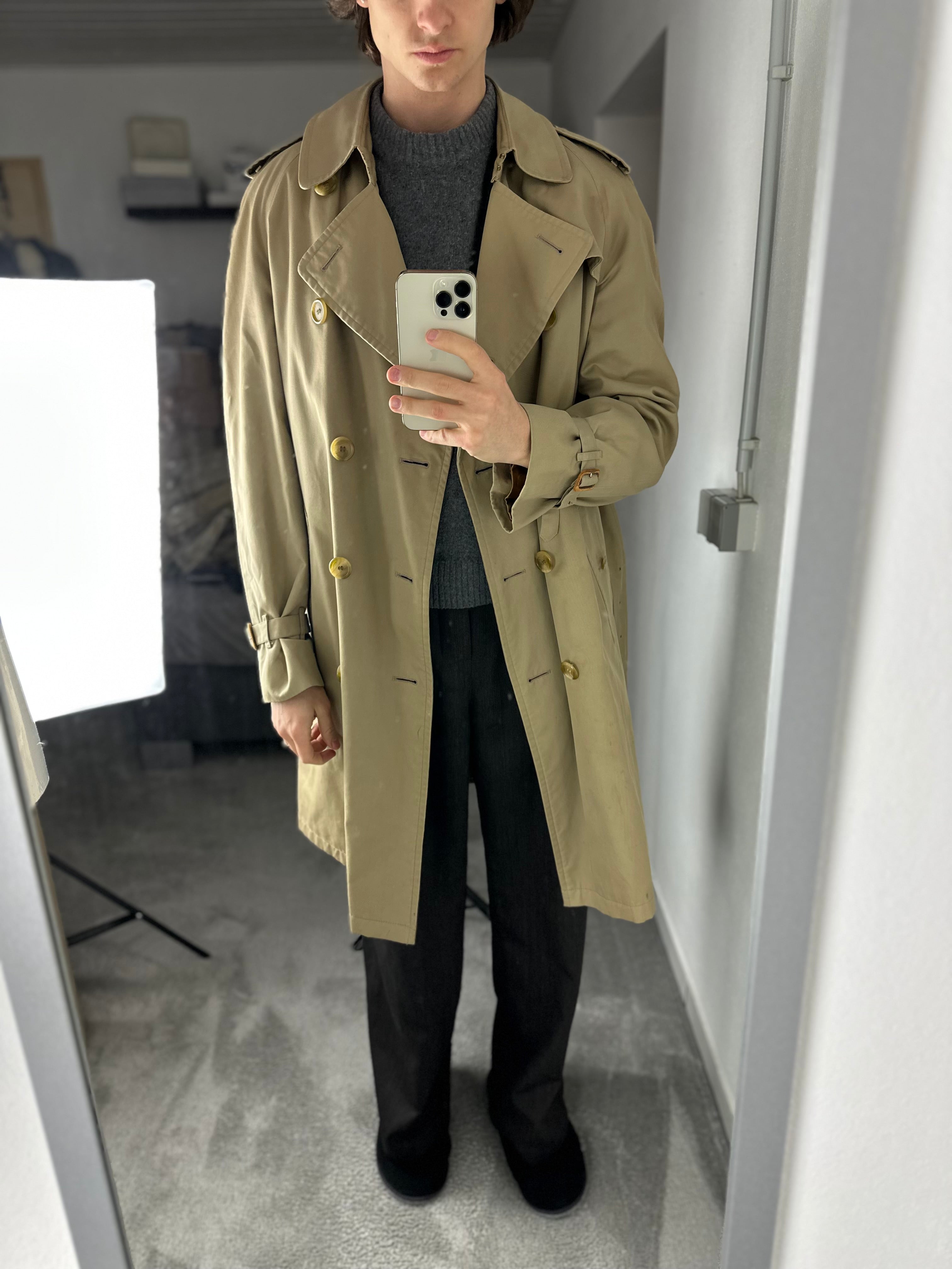 Burberrys Trenchcoat (50/L) including Inlet