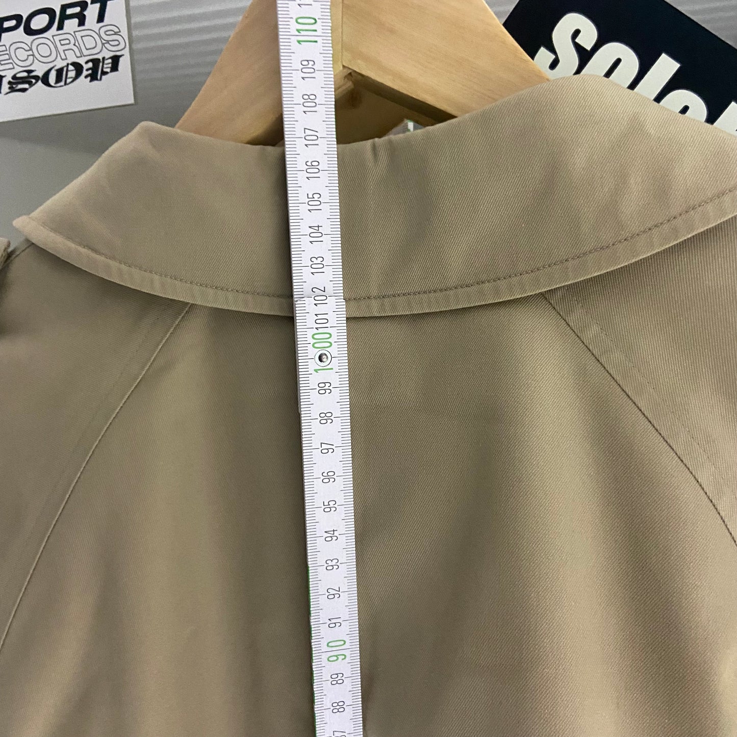 Burberrys Trenchcoat (12/M) including Inlet