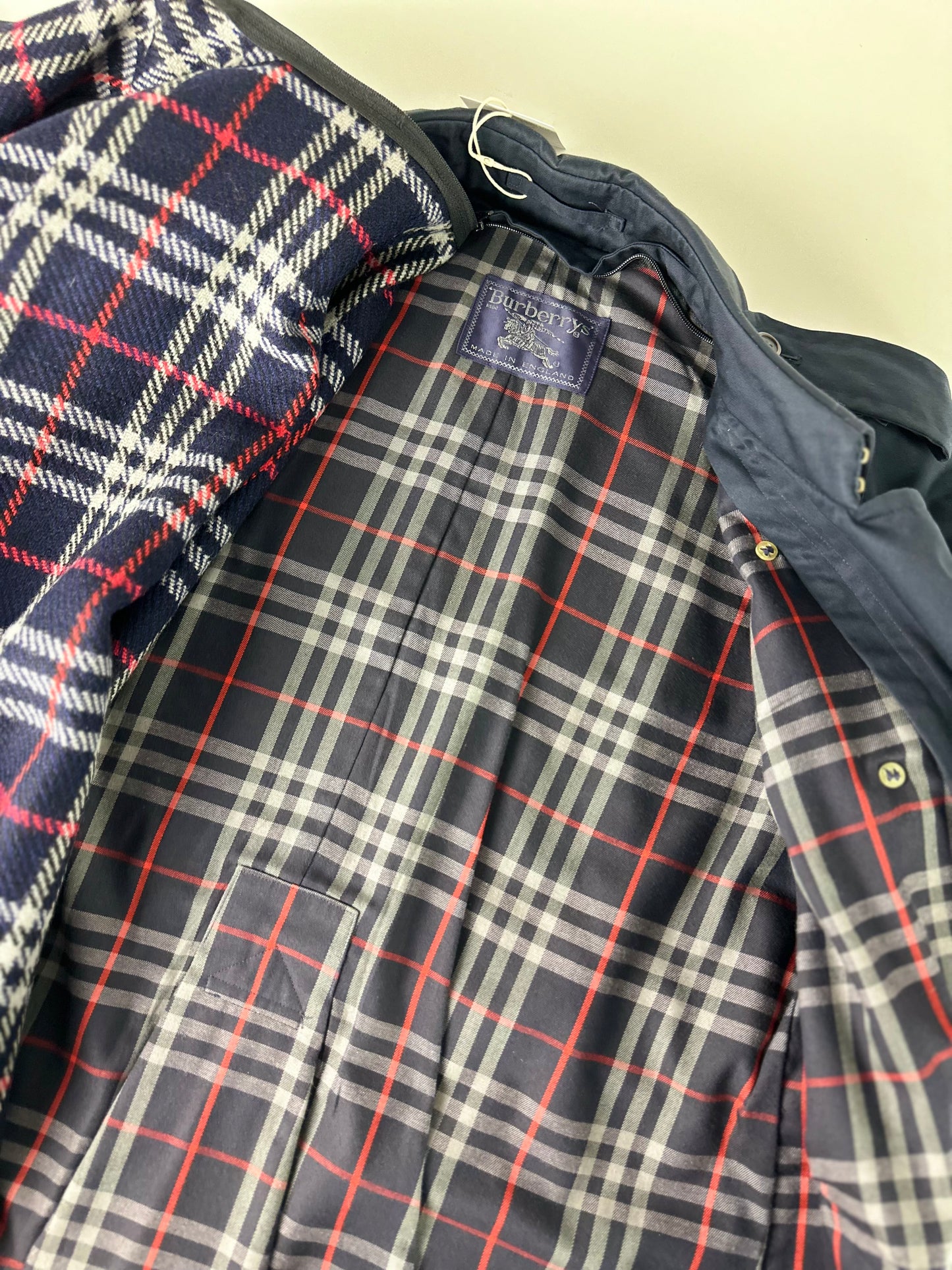 Vintage Burberry Trench Coat Size 48 M With Lining