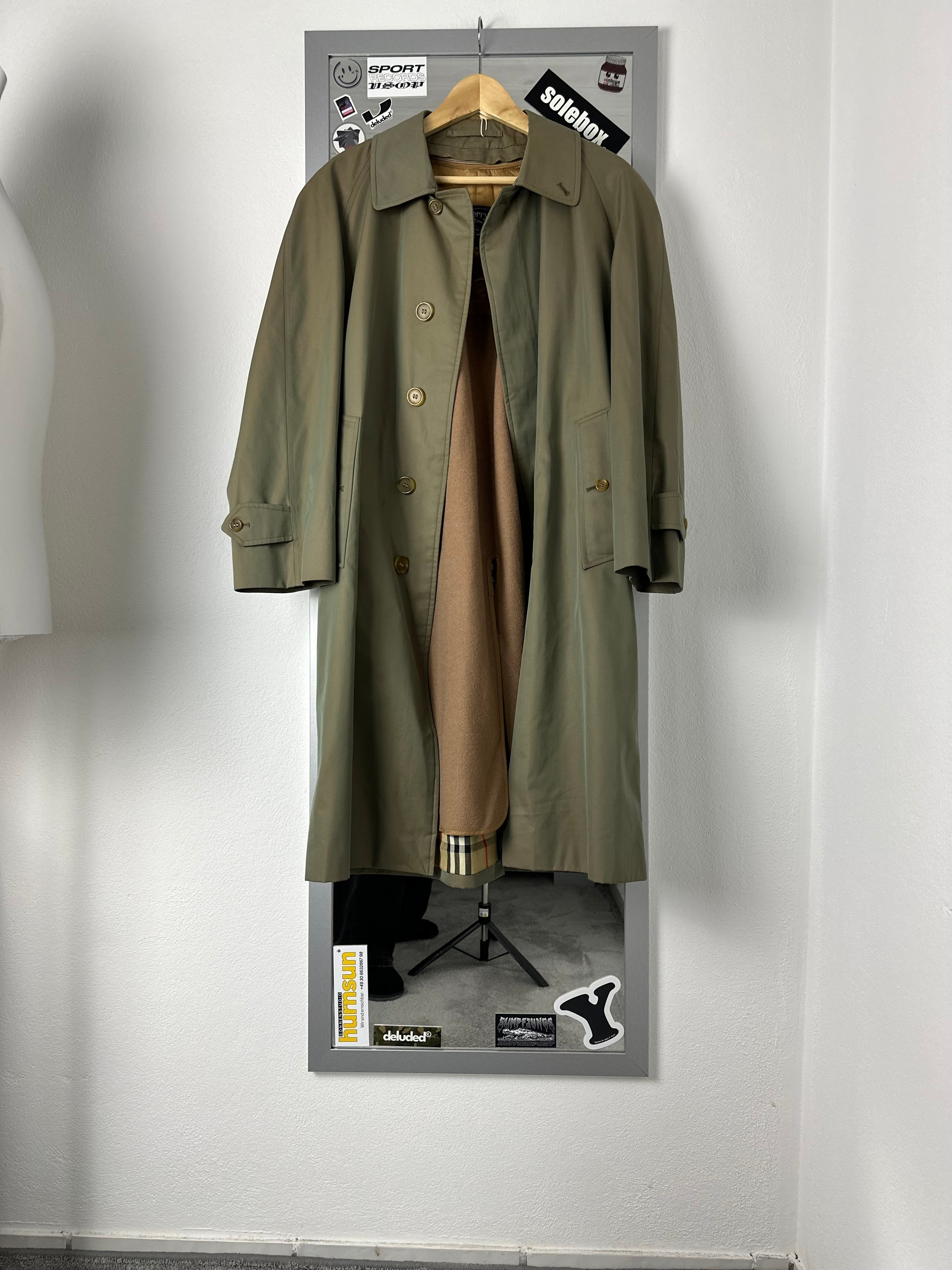 Burberrys Carcoat (46/S) including Inlet