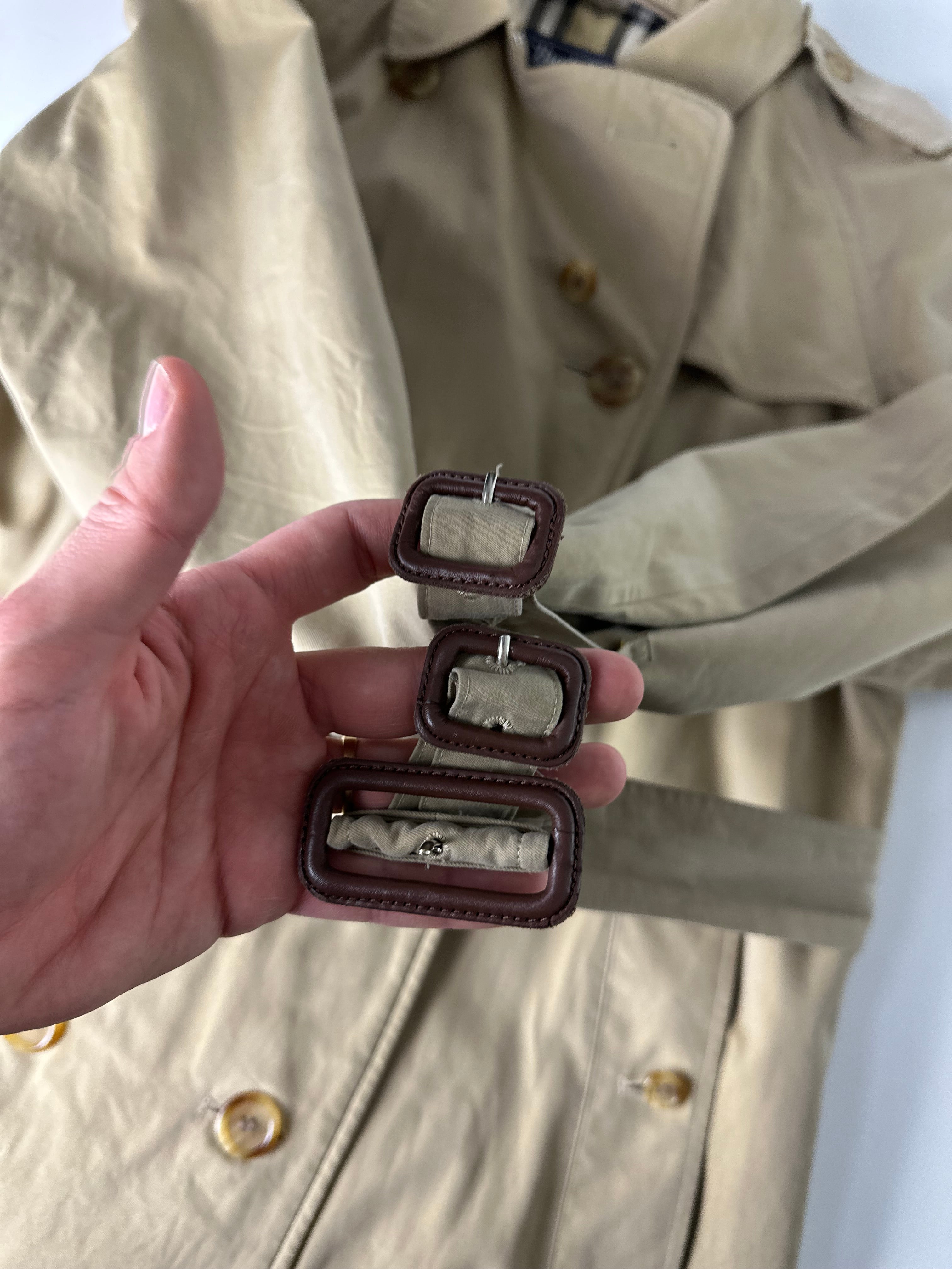 Burberrys Trenchcoat (12/M)