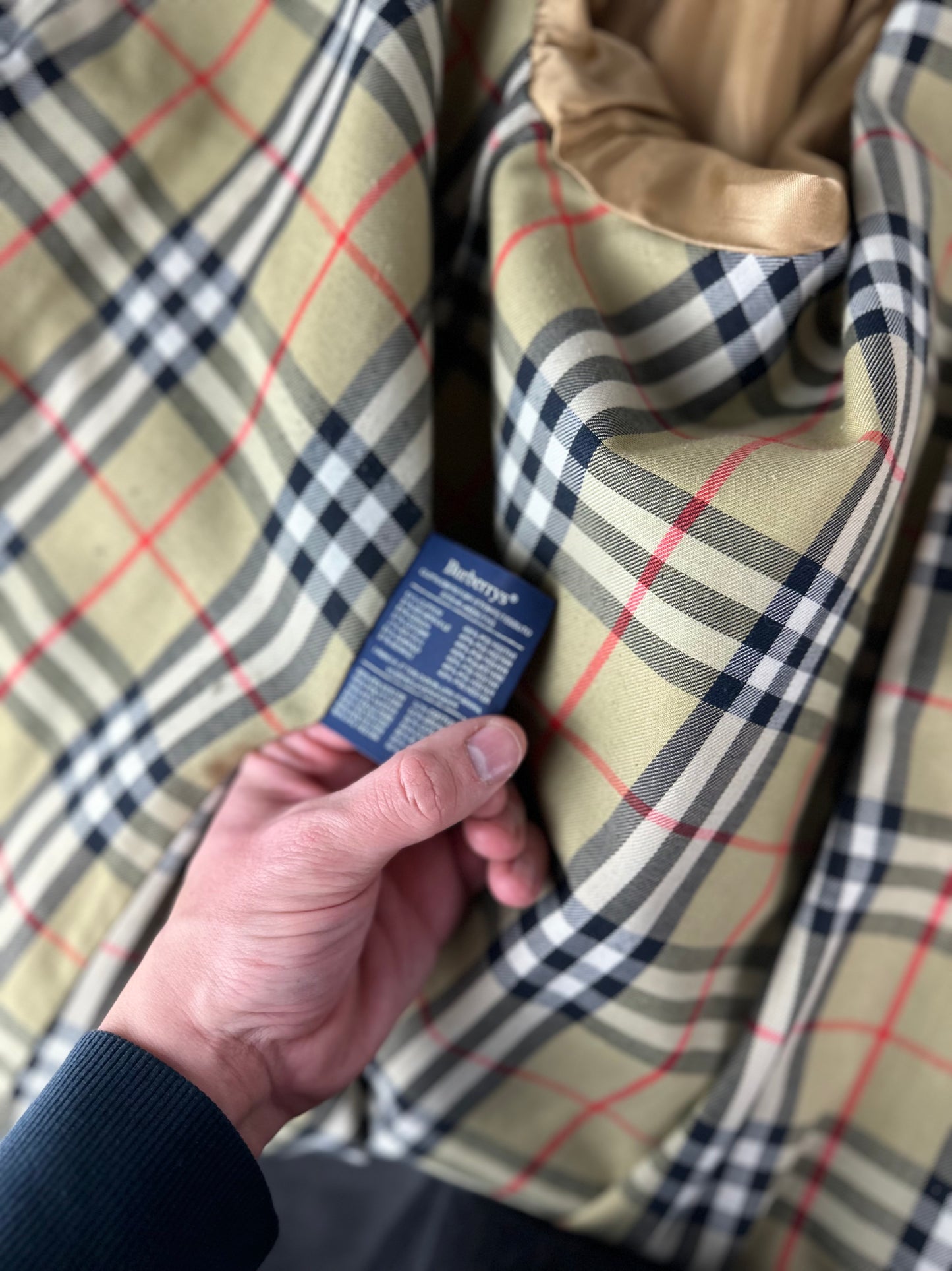 Burberrys Trenchcoat (12/M)