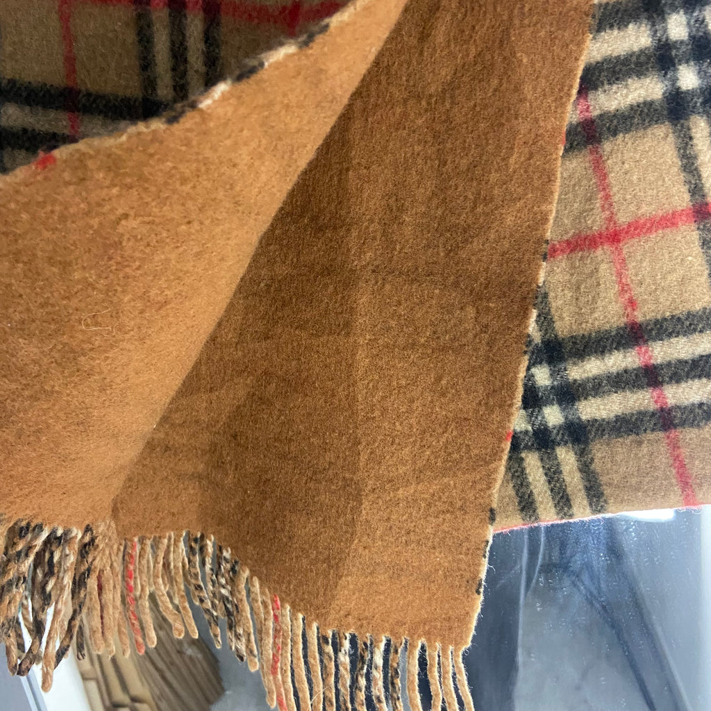 Burberrys Scarf