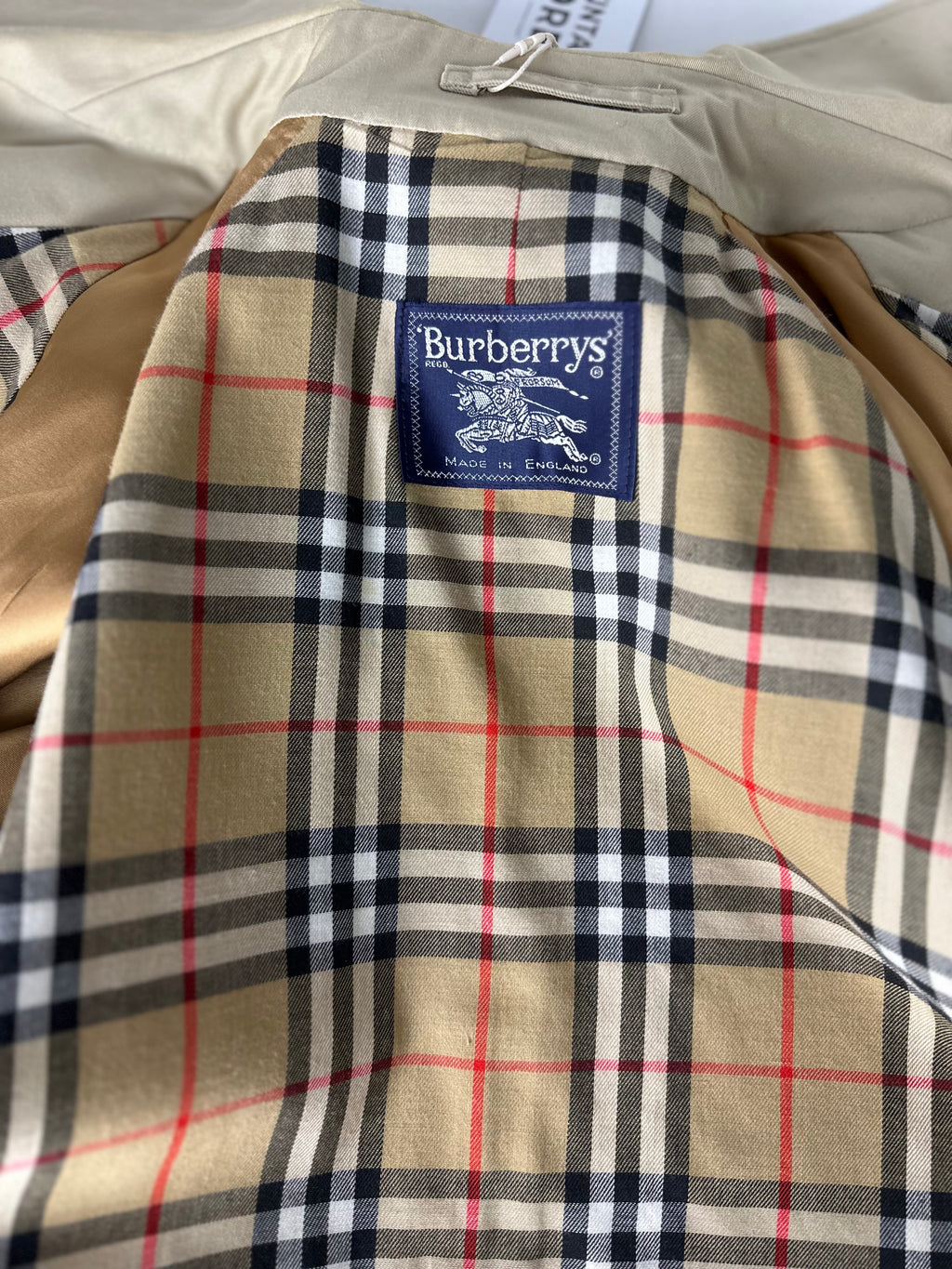 Burberrys Trenchcoat (48/M)