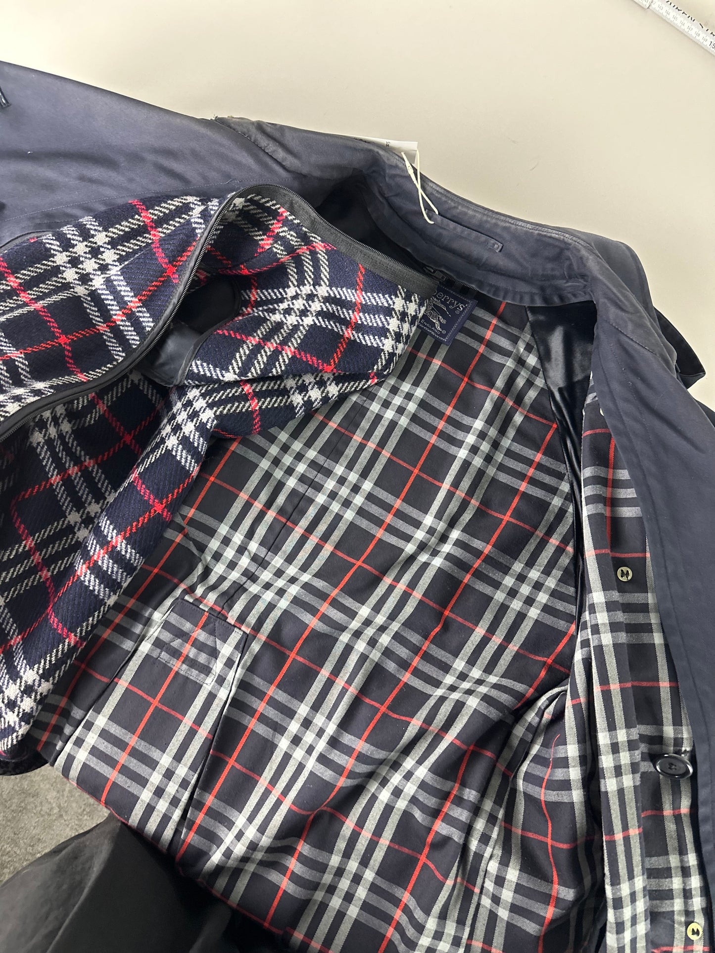 Vintage Burberry Trench Coat Size 52 L With Lining