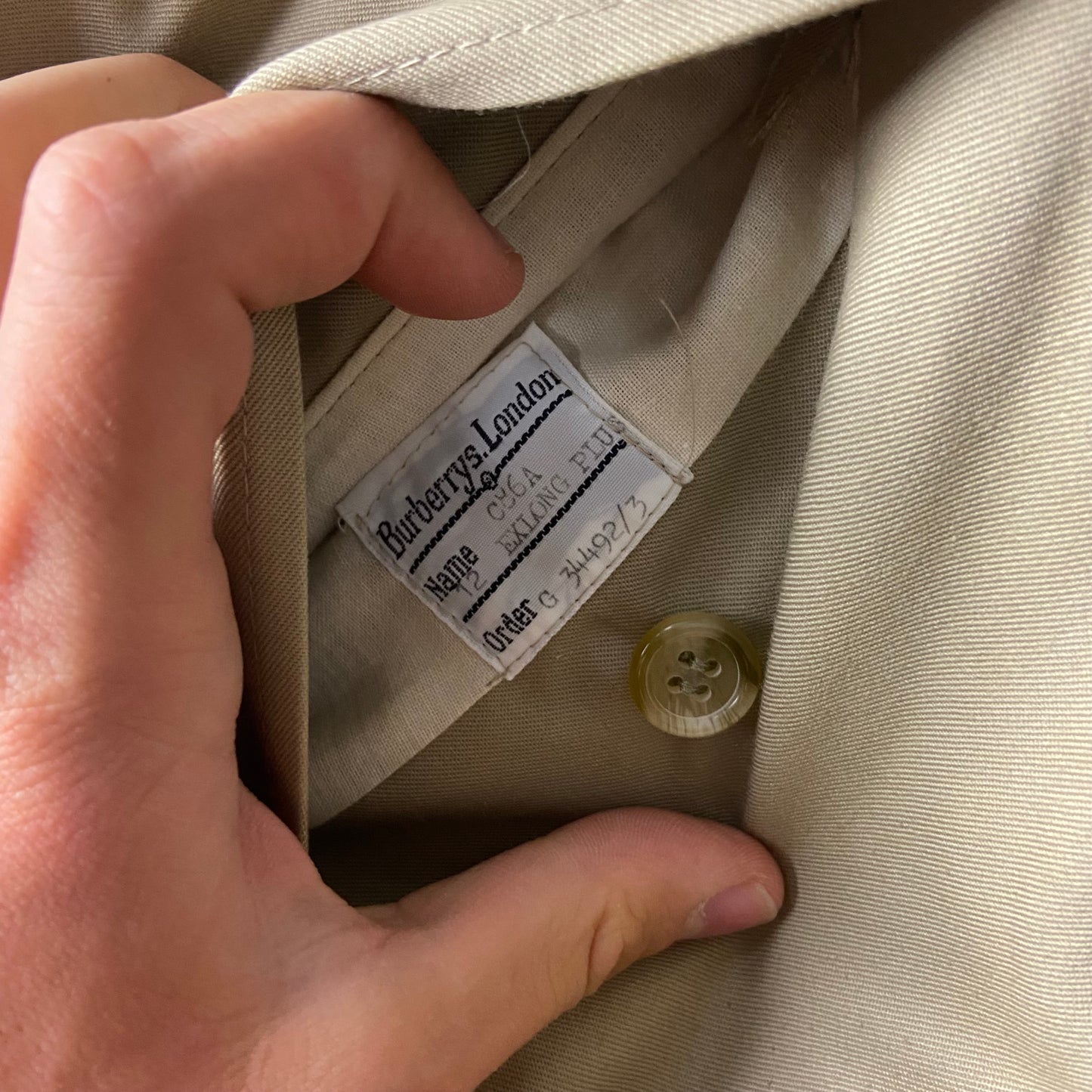 Burberrys Trenchcoat (12/M)
