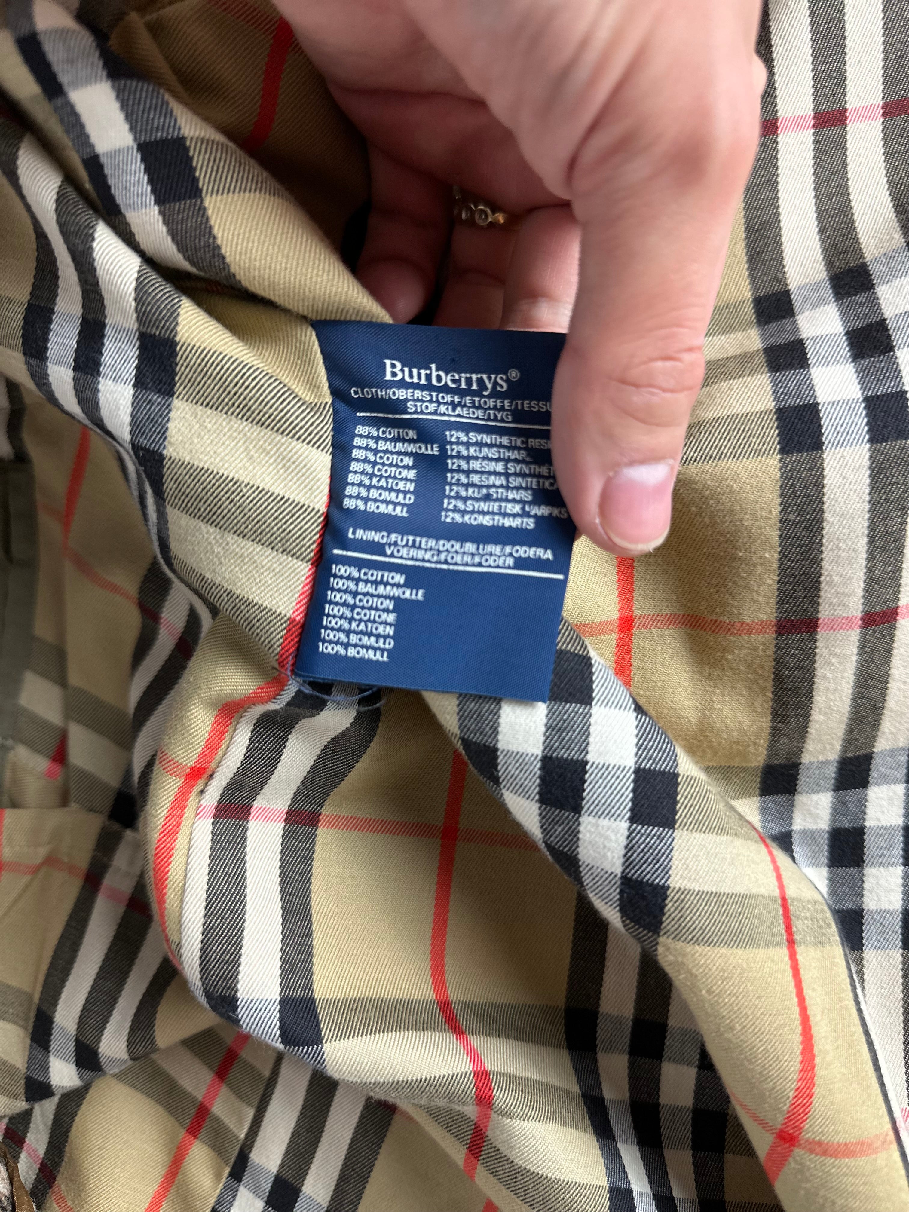 Burberrys Trenchcoat (54/XL) including Inlet